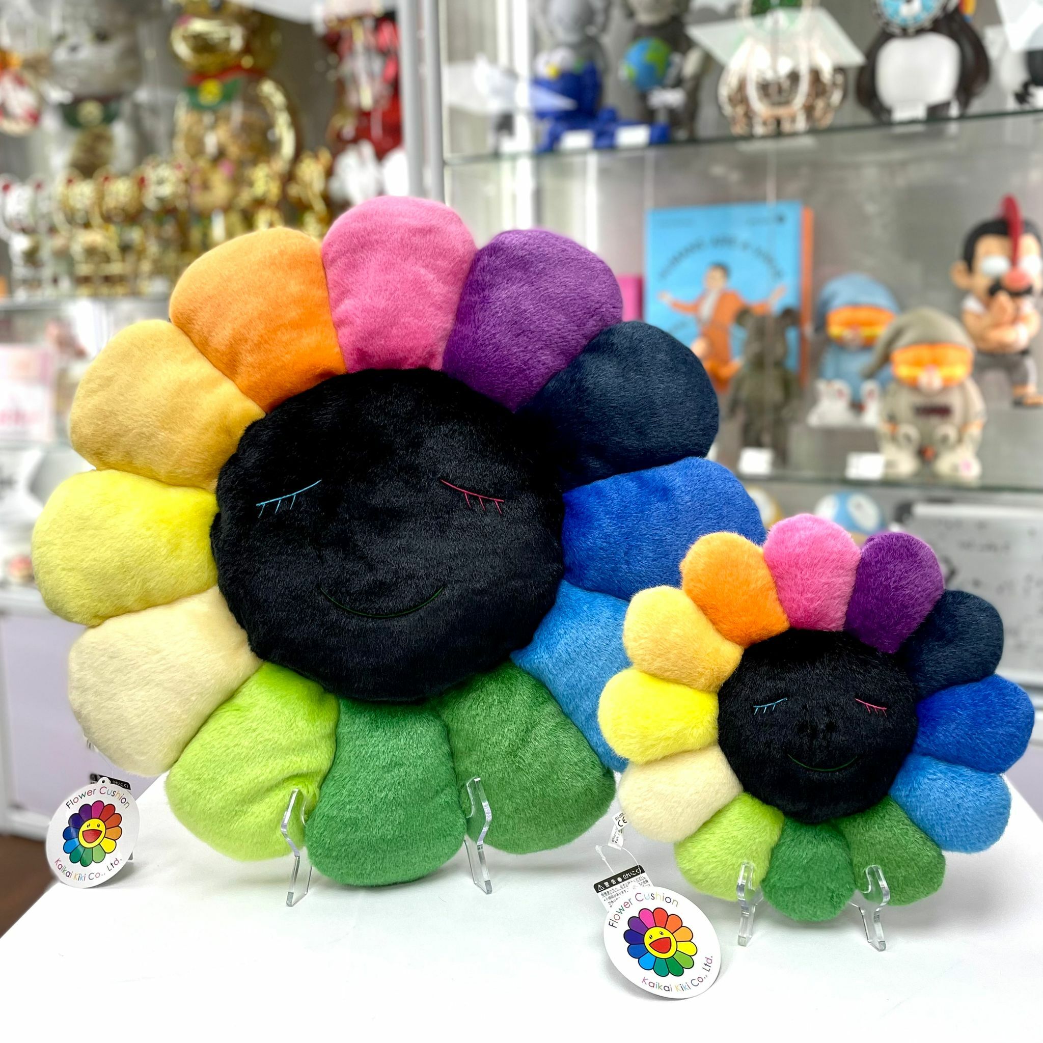 30cm / 60cm Takashi Murakami Flower Cushion (Rainbow Black)