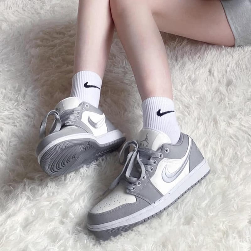 NIKE AIR JORDAN 1 LOW LIGHT STEEL GREY 白灰 [限時預訂!]