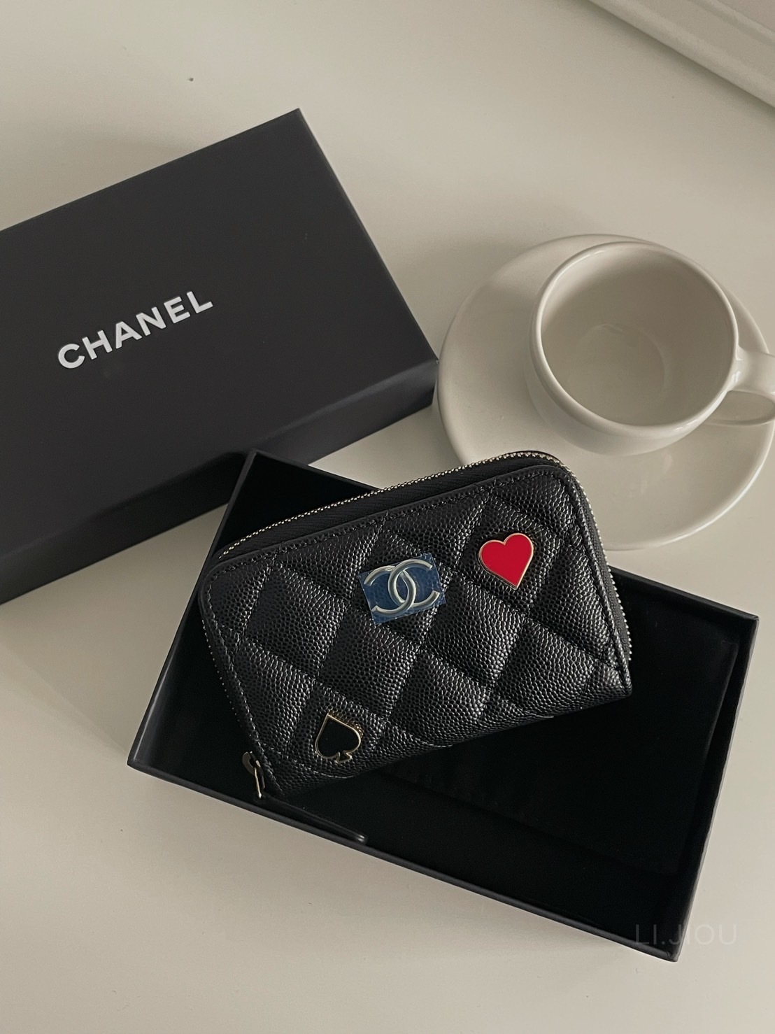 Chanel 愛心撲克 ㄇ字零錢包