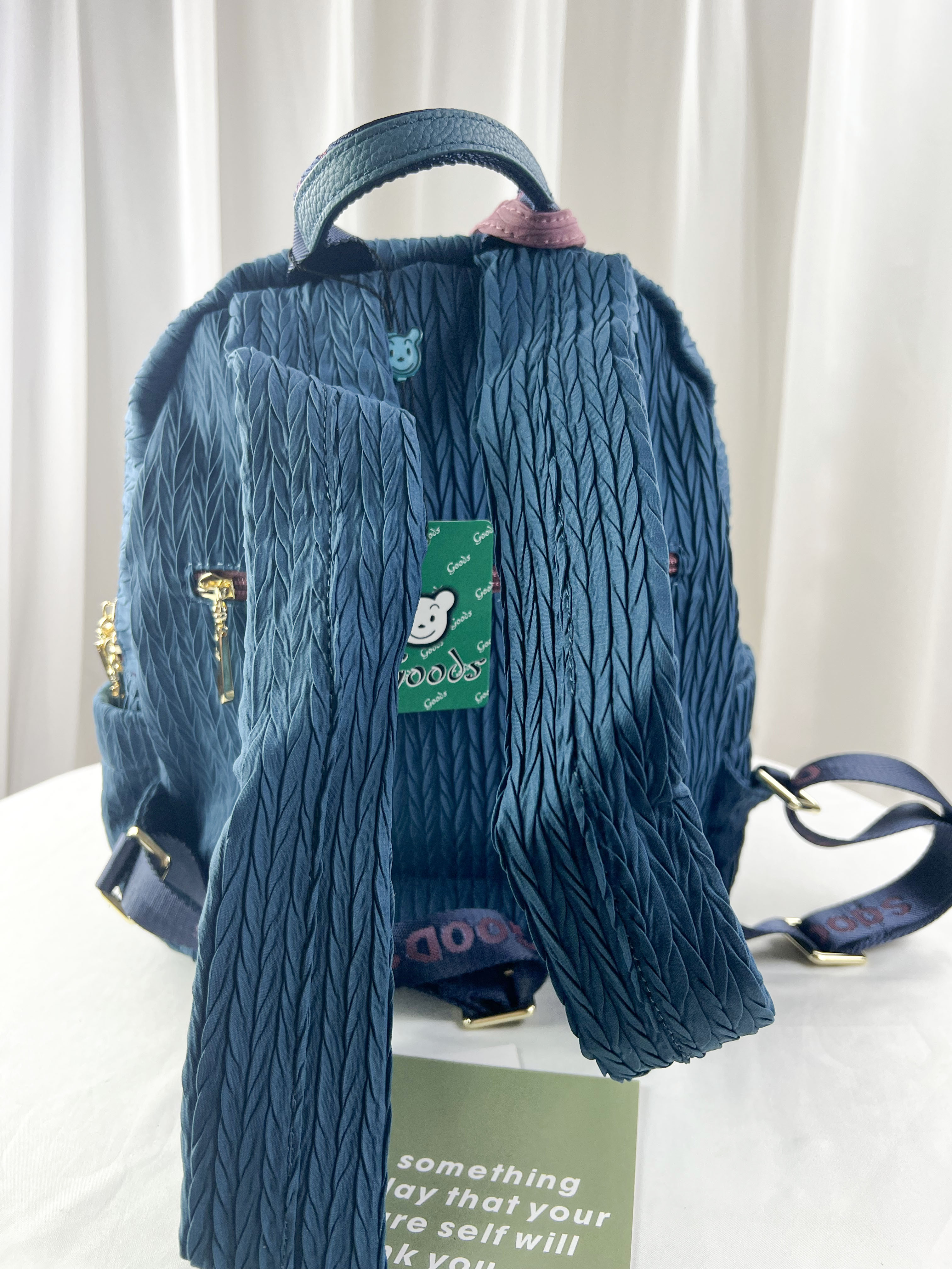 GOODS 湖水藍配粉防潑水後背包 附酒精保護套+酒精瓶   #2805