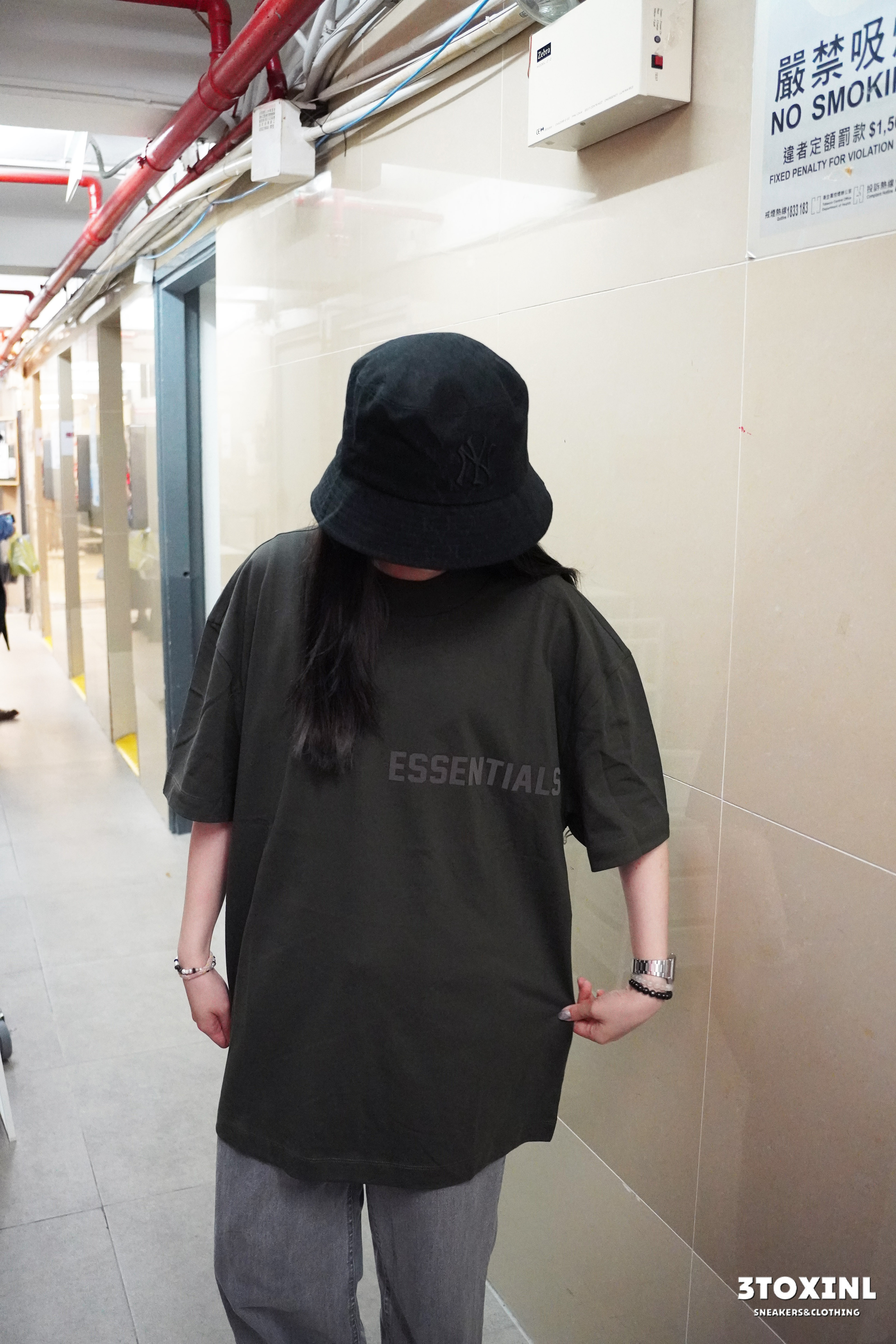 (現貨) Fear Of God Essentials Short Tee (FW22)