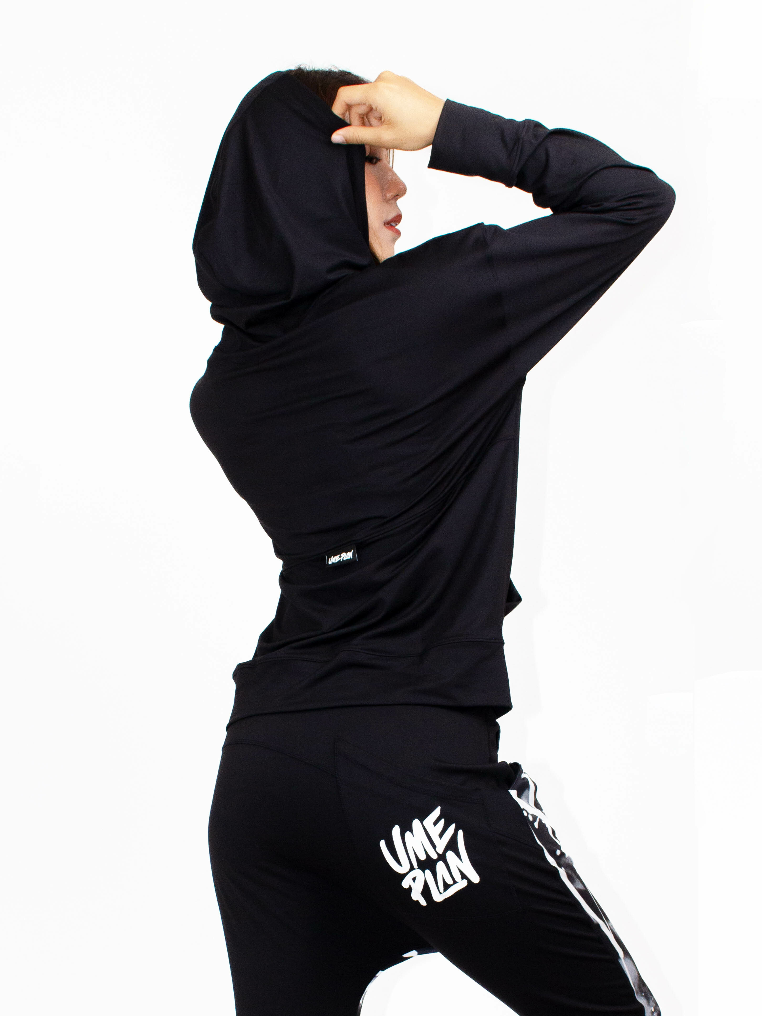 長袖帽Ｔ 真黑  S0009PB