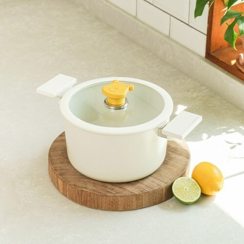 Disney Edition Winnie The Pooh Water Pot IH 20cm