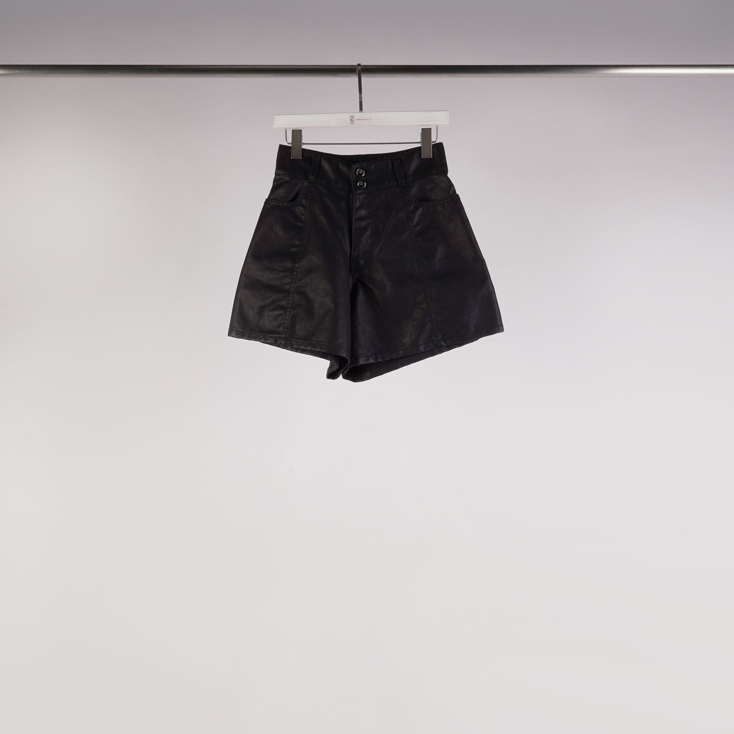 刷舊感高腰皮短褲 | M
