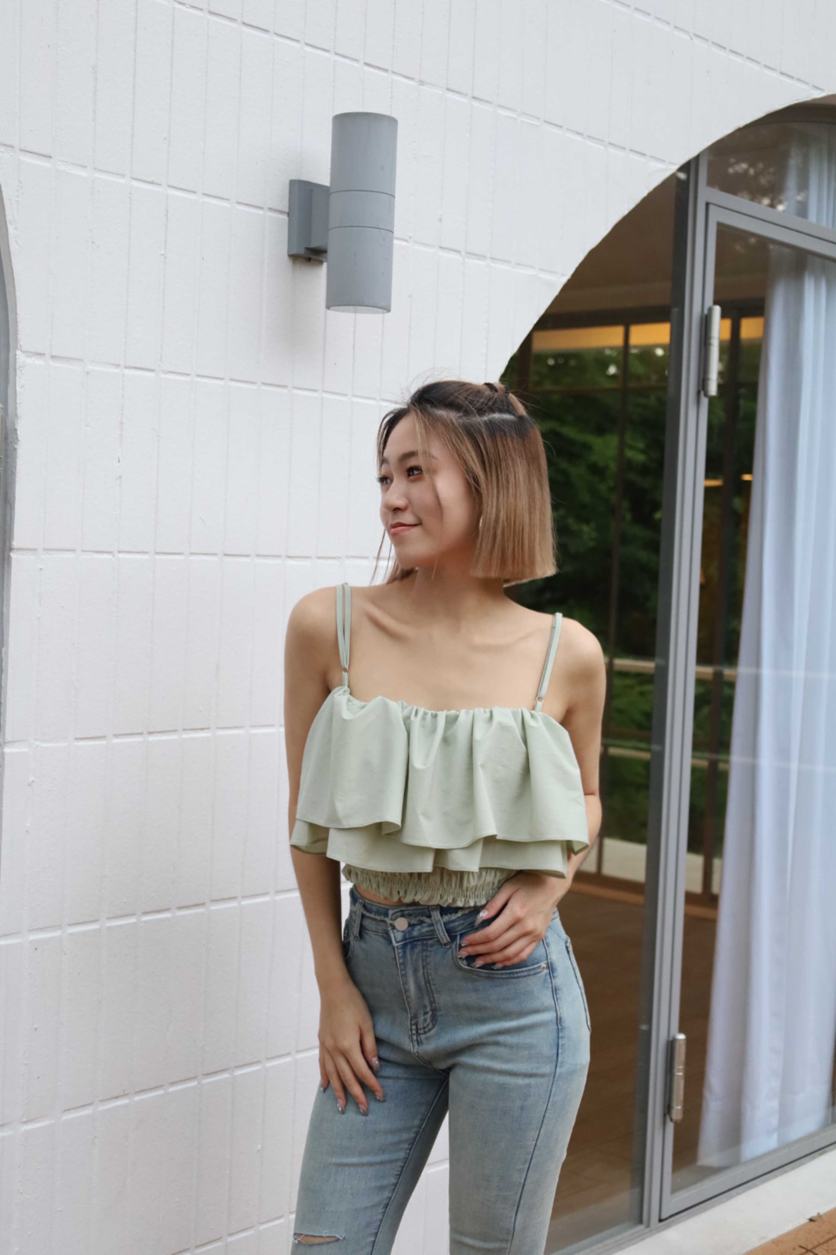 荷葉邊蛋糕平口上衣