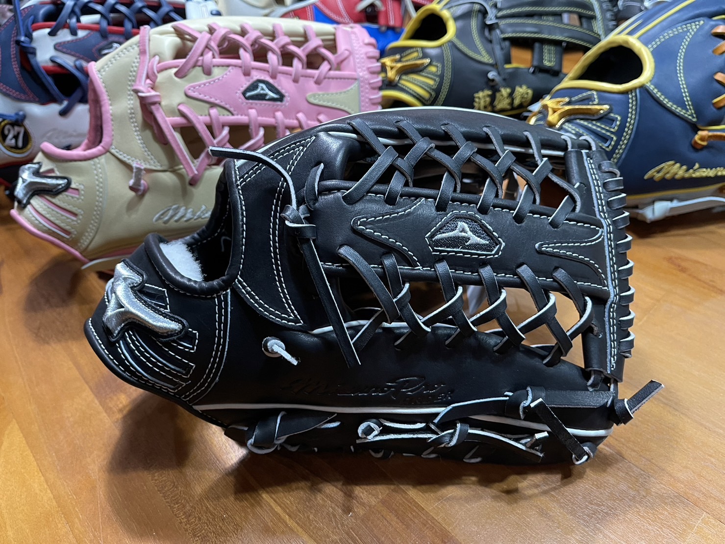 新品到貨】2023.06 日本製美津濃MIZUNO PRO ORDER HAGA JAPAN MODEL