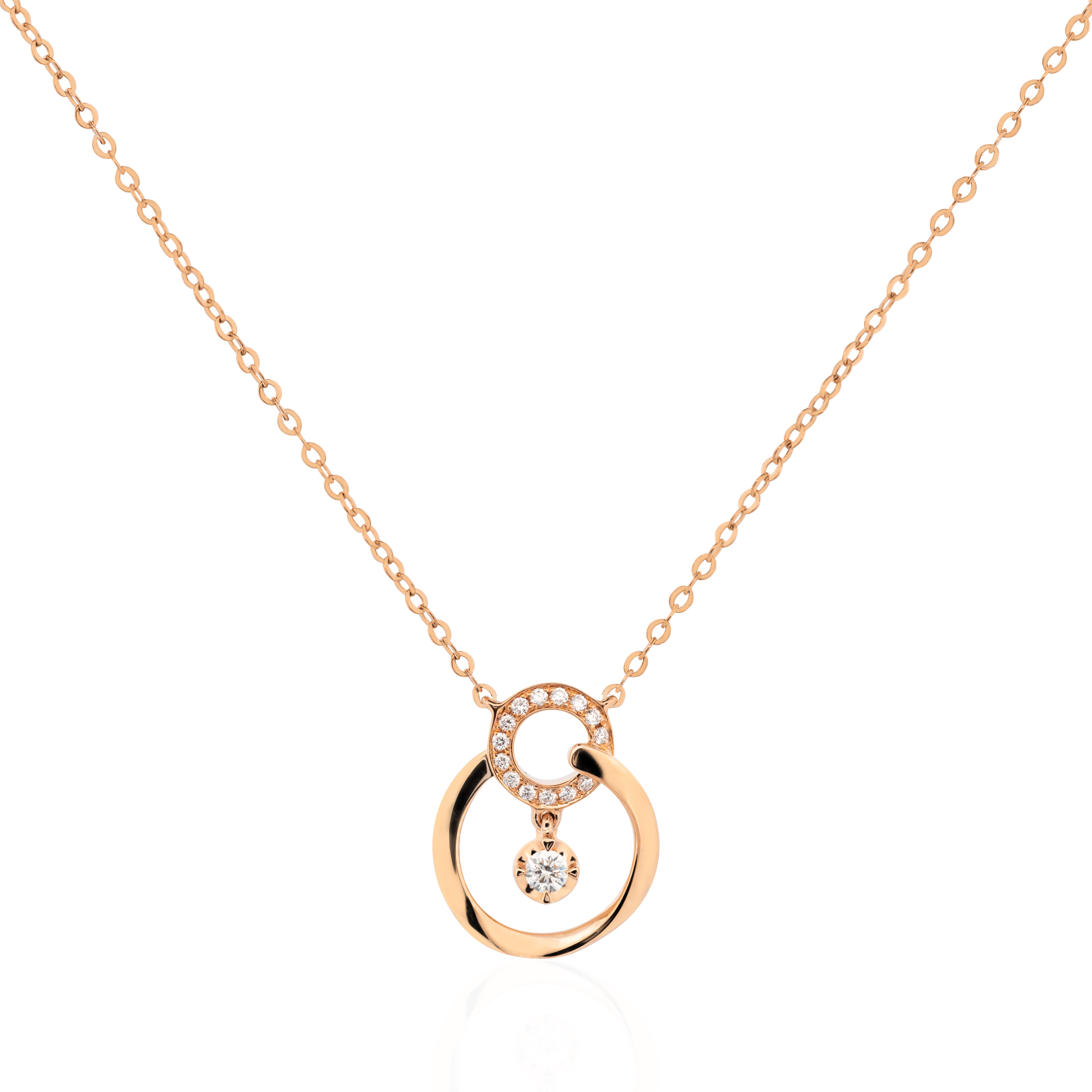 Interlocking Diamond Circle Pendant Necklace in 18K Whi