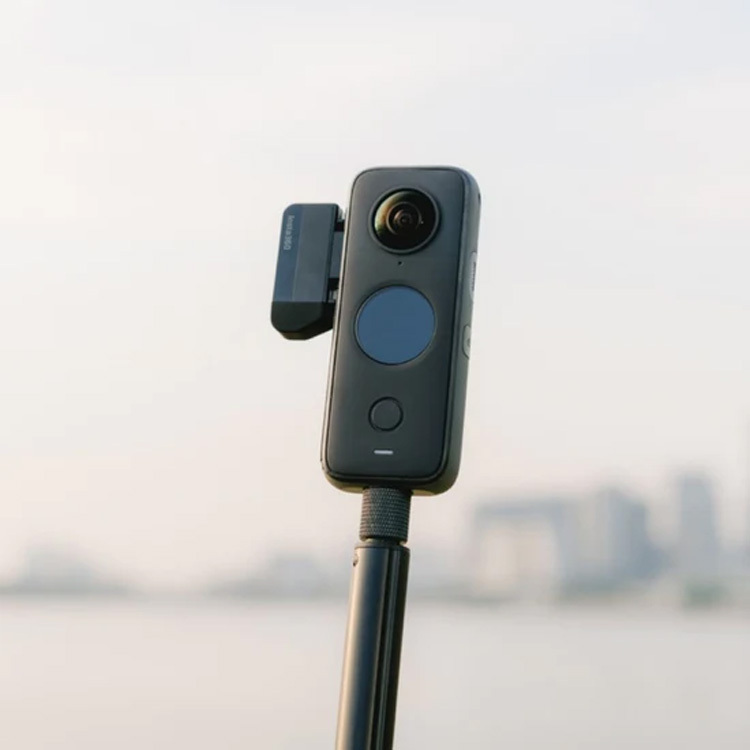 Insta360 閃傳伴侶 (垂直版)