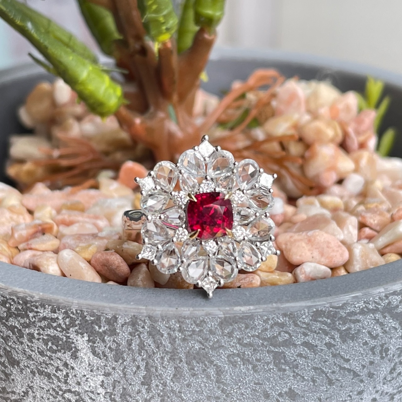 18K金緬甸尖晶石鑽石戒指/吊墜兩用款 (帶GUILD證書) - 絕地式士 Jedi Spinel