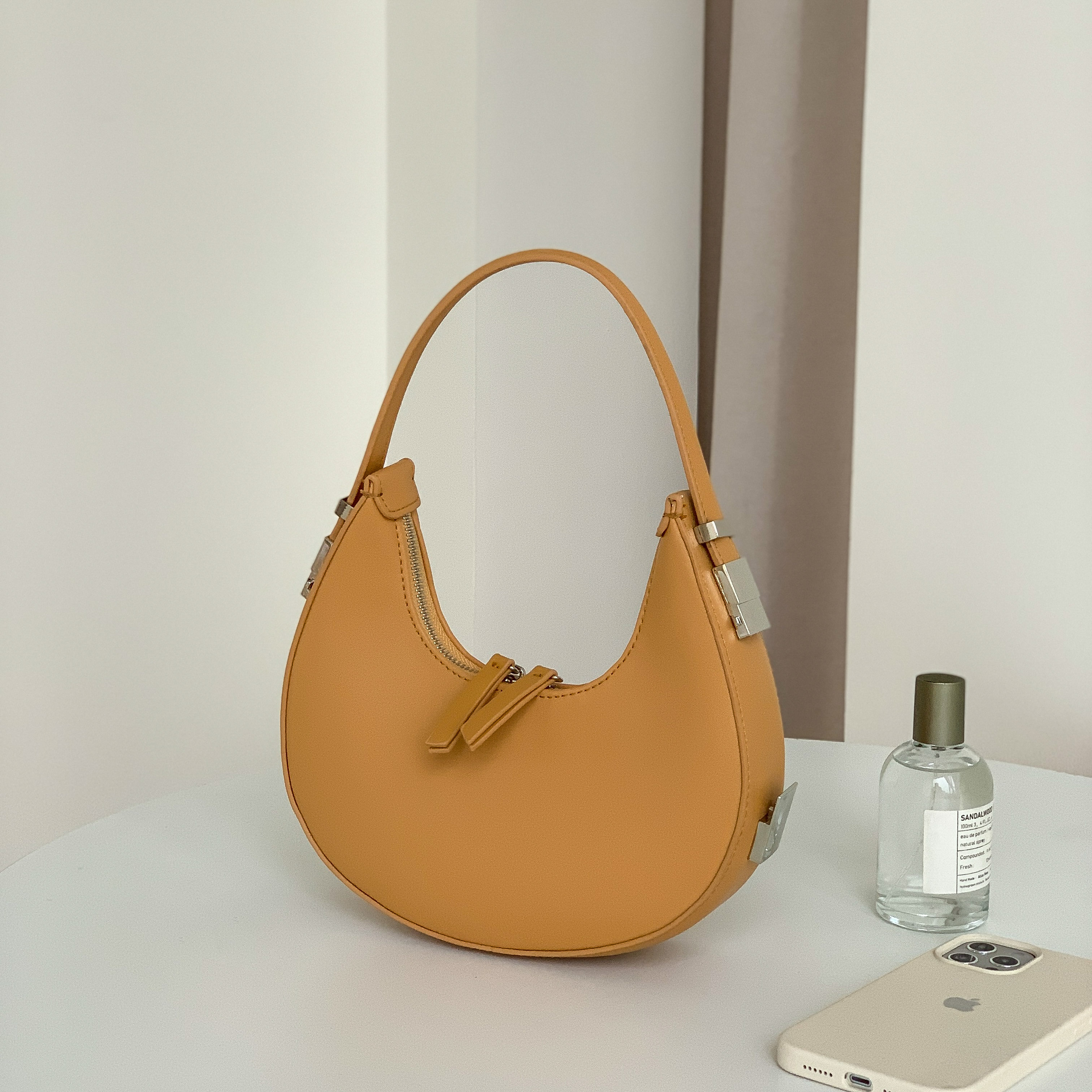 手提月亮單肩包