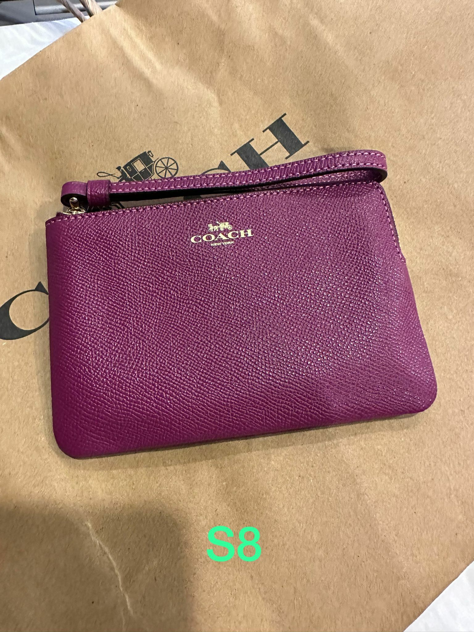 S8 COACH WRISTLET PURPLE