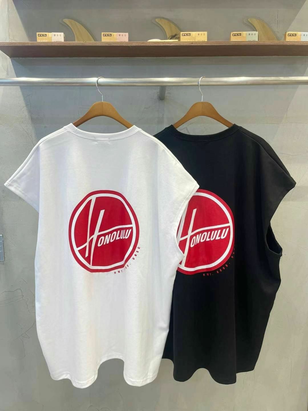 OverSize英文字圖案背心 UNSTANDARD-002V