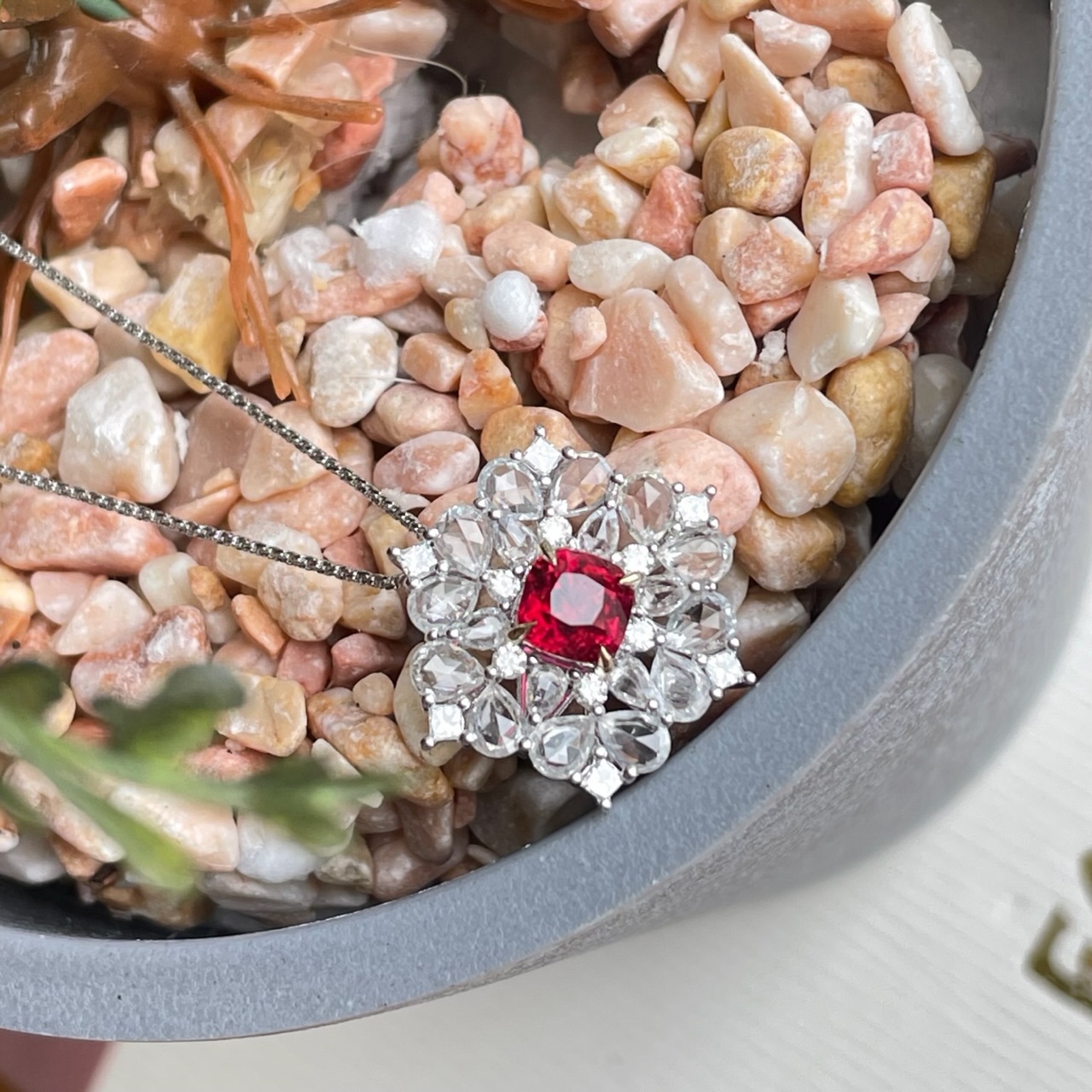 18K金緬甸尖晶石鑽石戒指/吊墜兩用款 (帶GUILD證書) - 絕地式士 Jedi Spinel