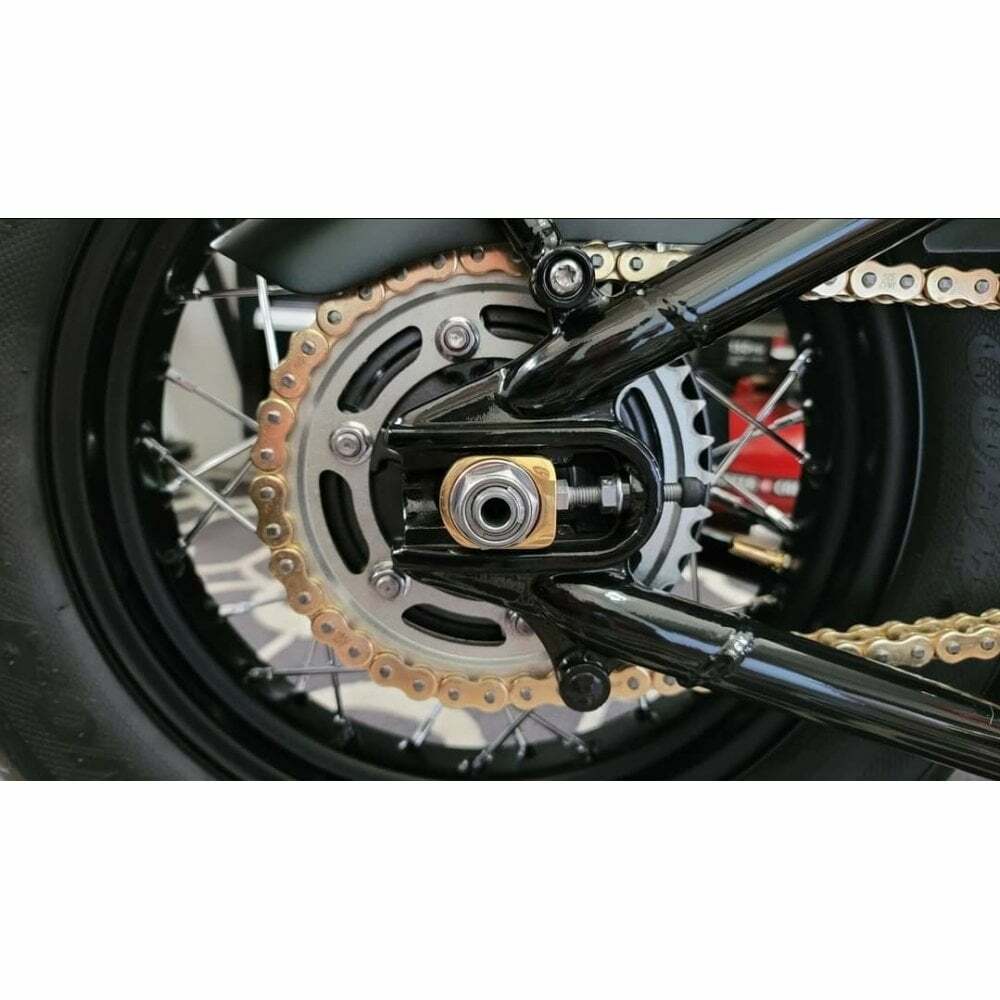 Motone 水冷凱旋專用 調鍊器 黃銅