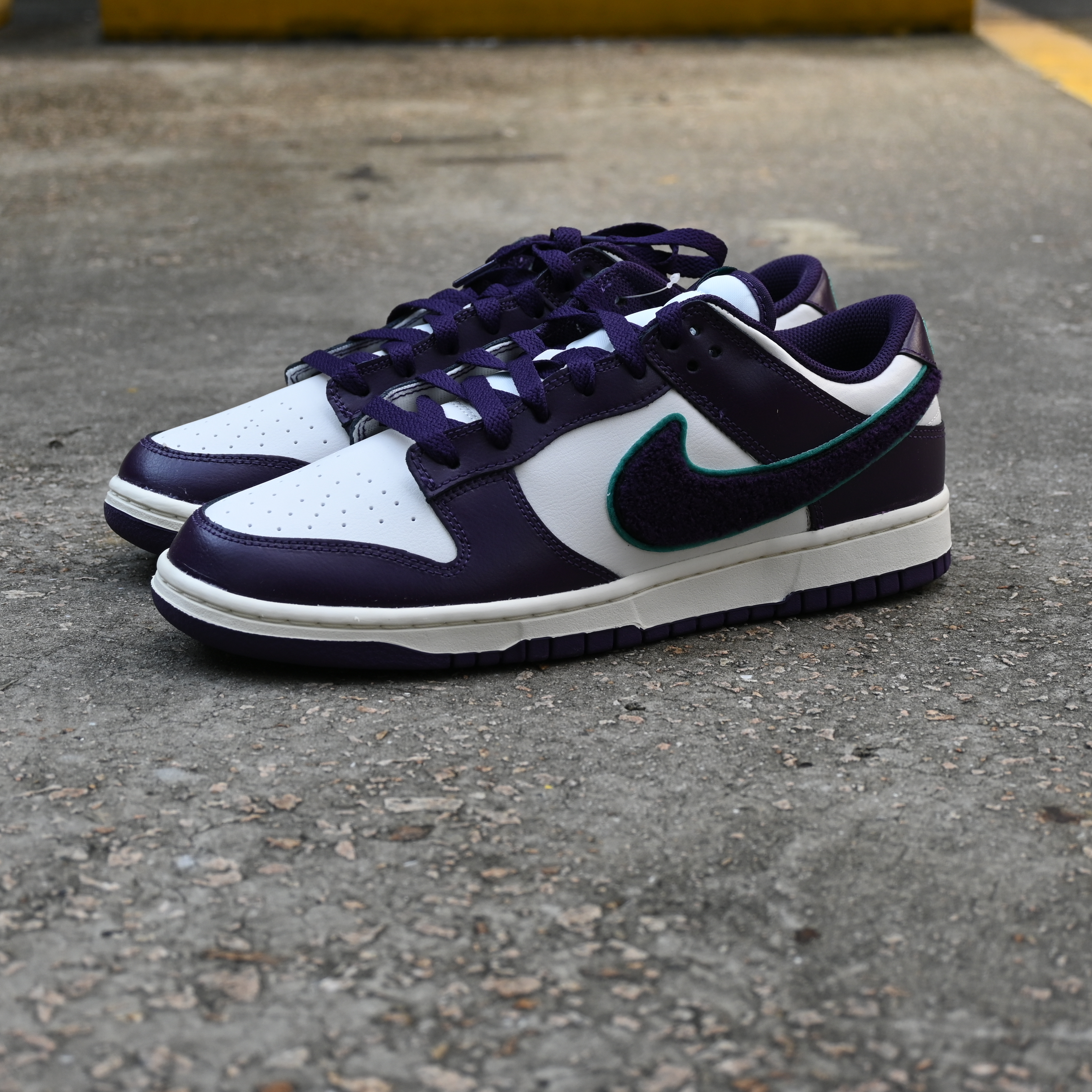 Nike Dunk Low Chenille Swoosh Sail Grand Purple DQ7683-100