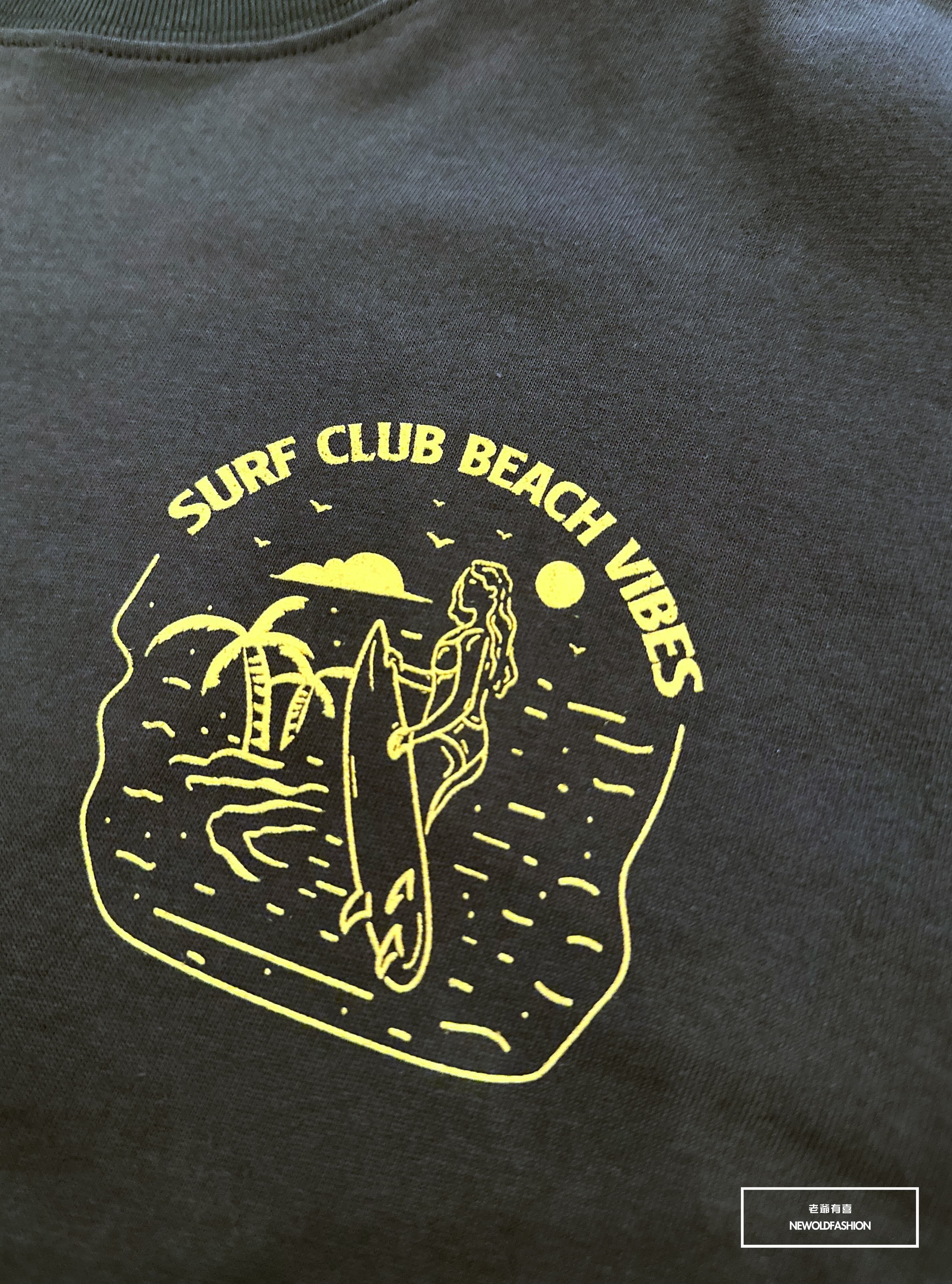 『新品上市』重磅SURF滑板女郎短T-綠