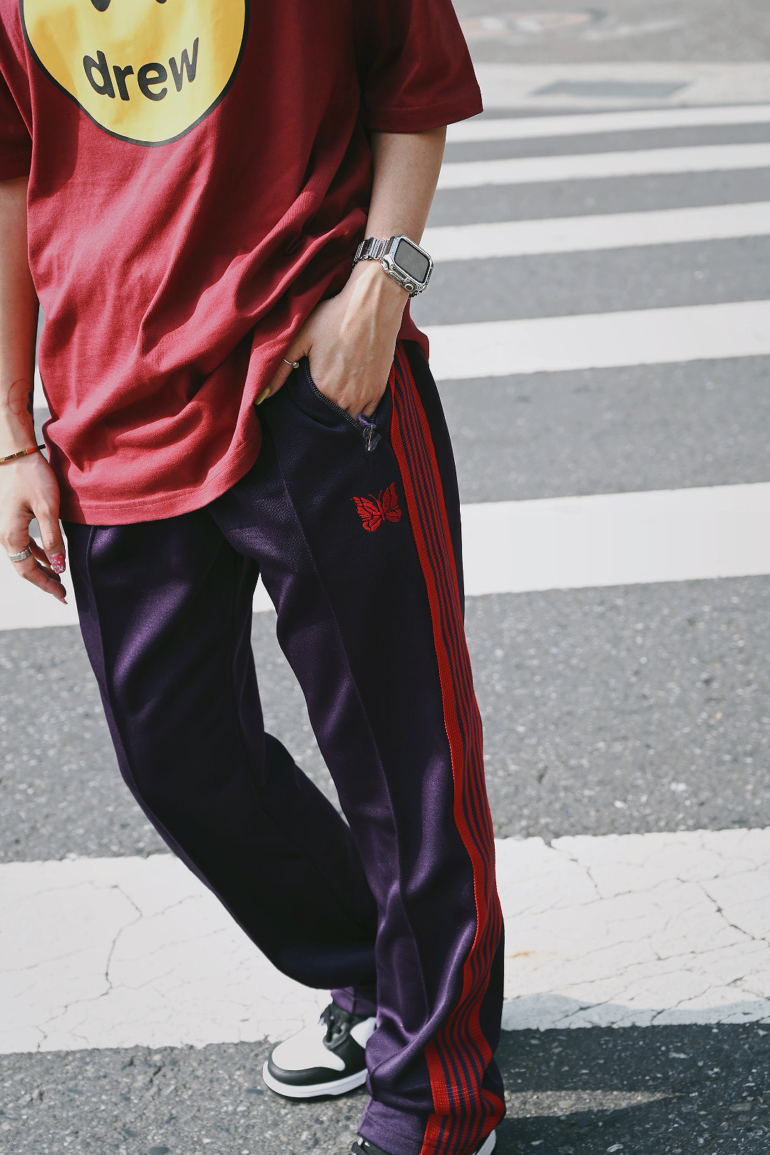 NEEDLES 直筒長褲 紫底紅邊條