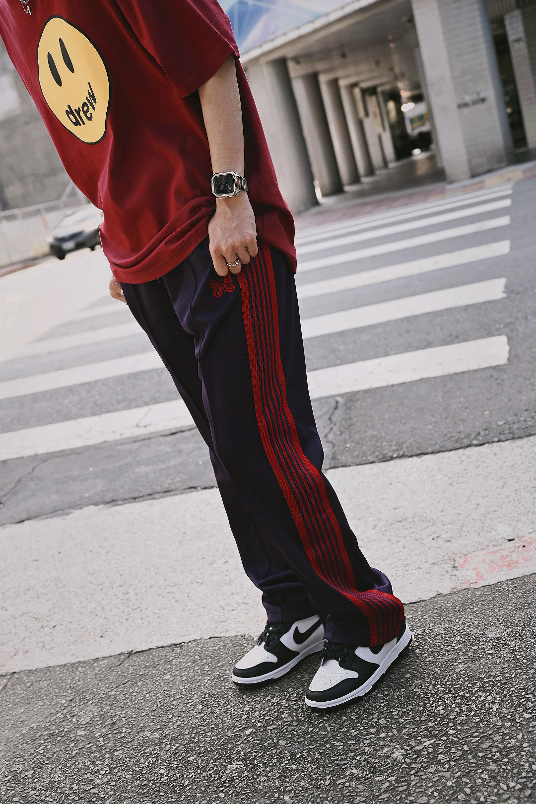 NEEDLES 直筒長褲 紫底紅邊條