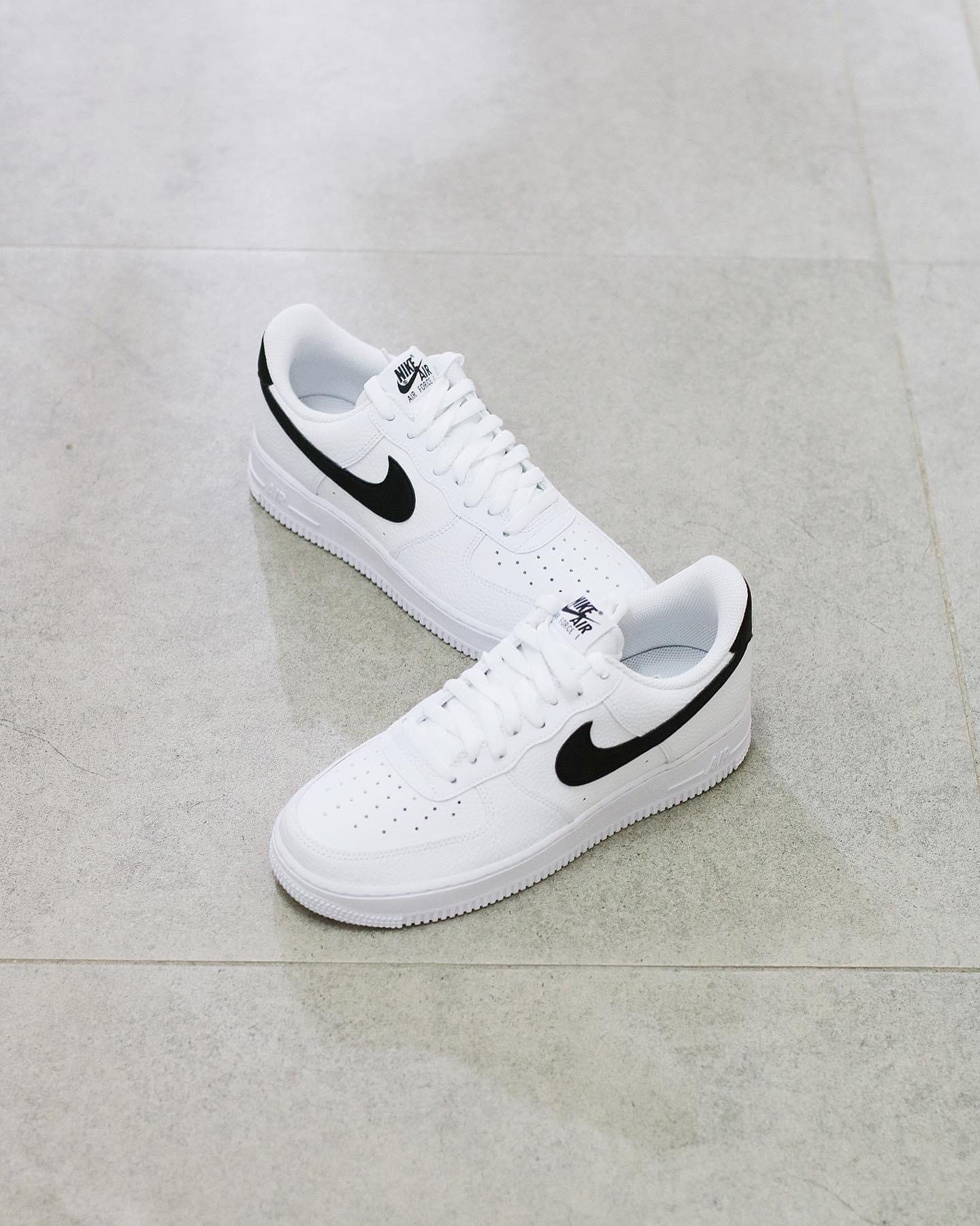 Nike Air Force 1 Low '07 White Black Pebbled Leather CT2302-100
