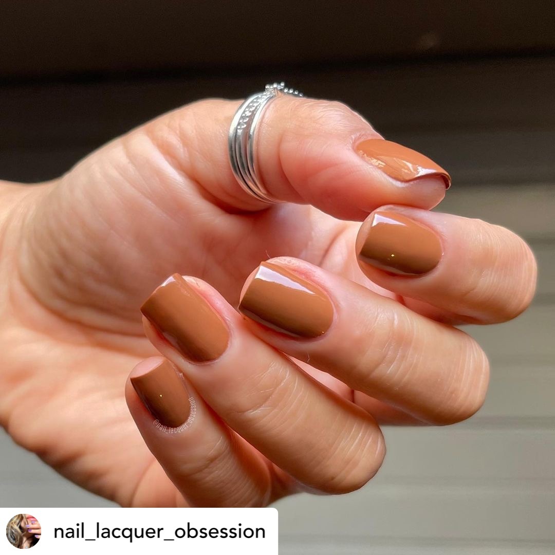 ESSIE 指甲油 - Midnight Delight - 1765