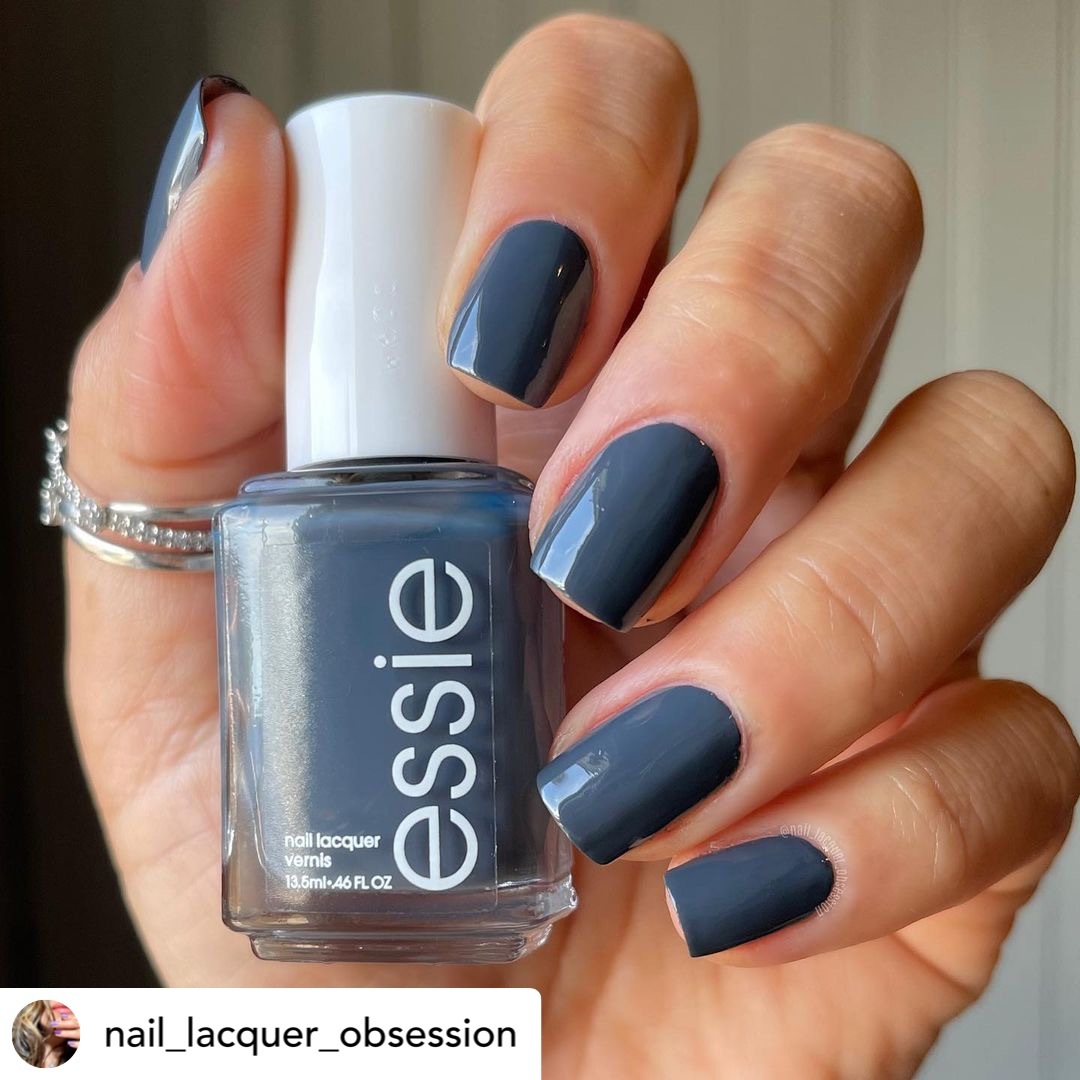 ESSIE甲油-Carols & Caviar-1764