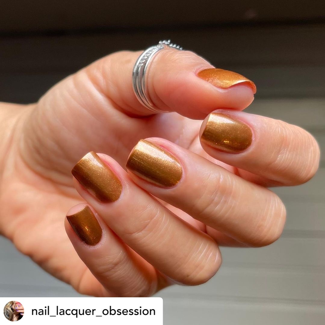 ESSIE 指甲油 - Not So Silent Night - 1763