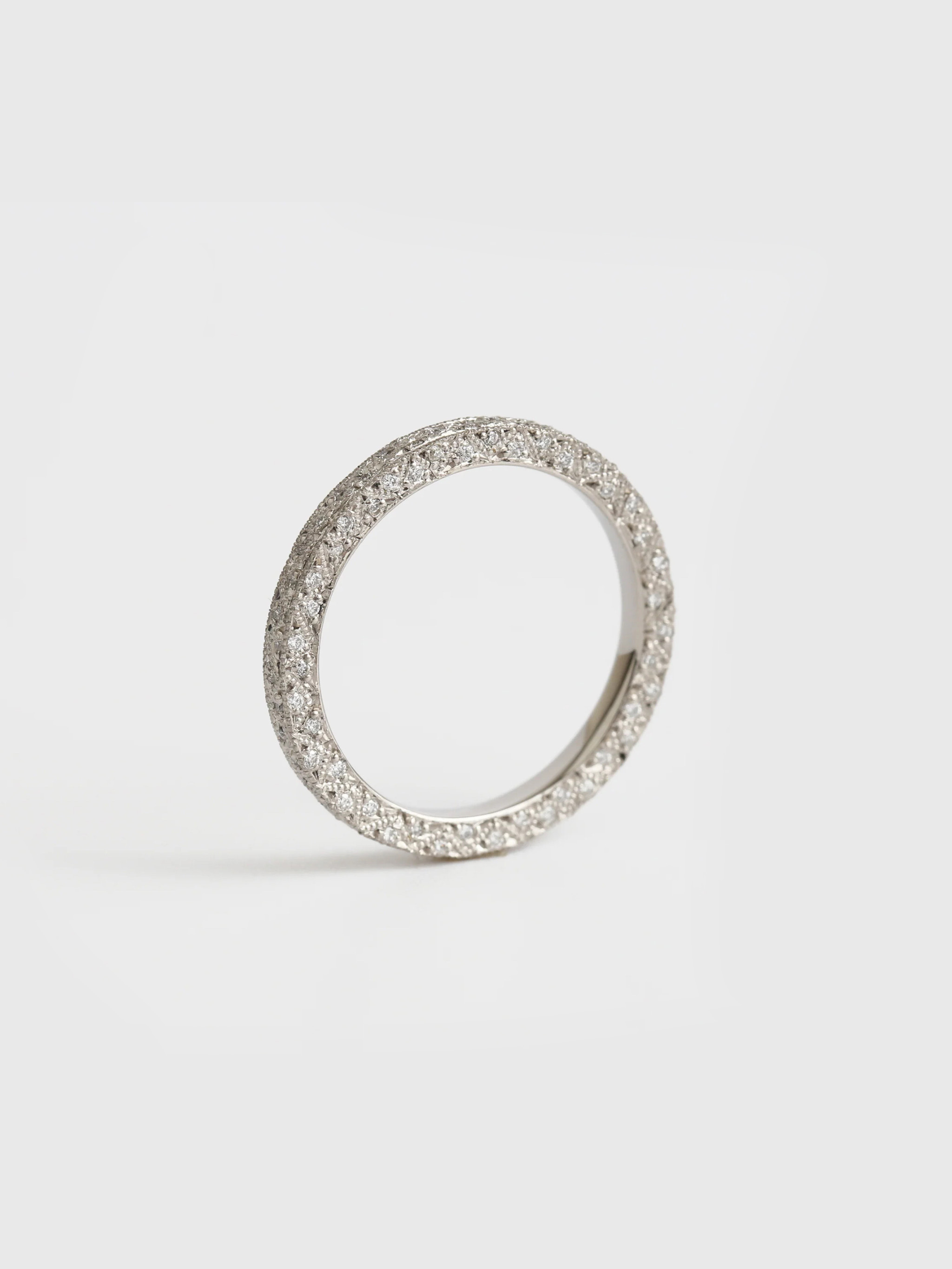 Le Marais｜Three Sides Eternity Ring