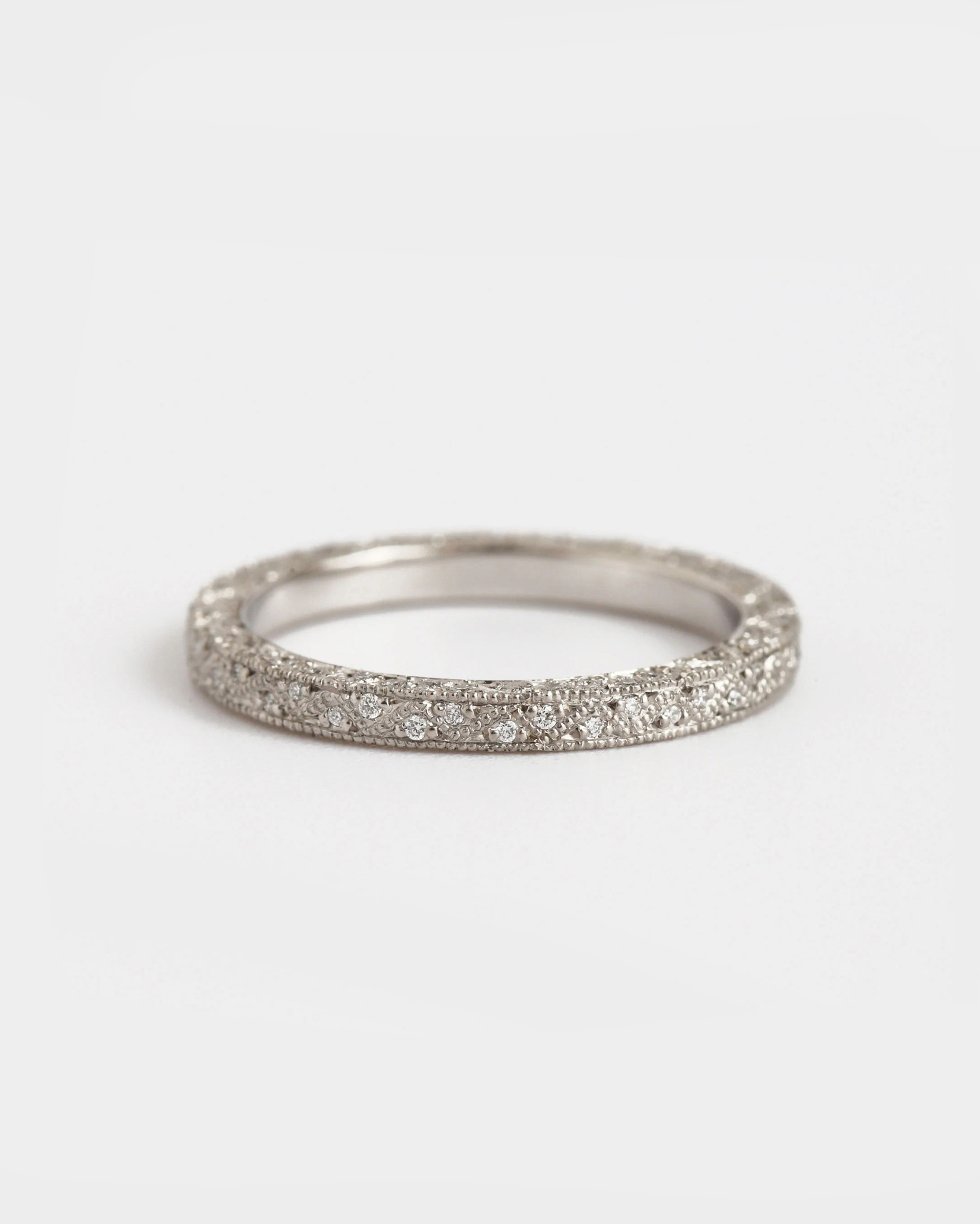 Le Marais｜Three Sides Eternity Ring