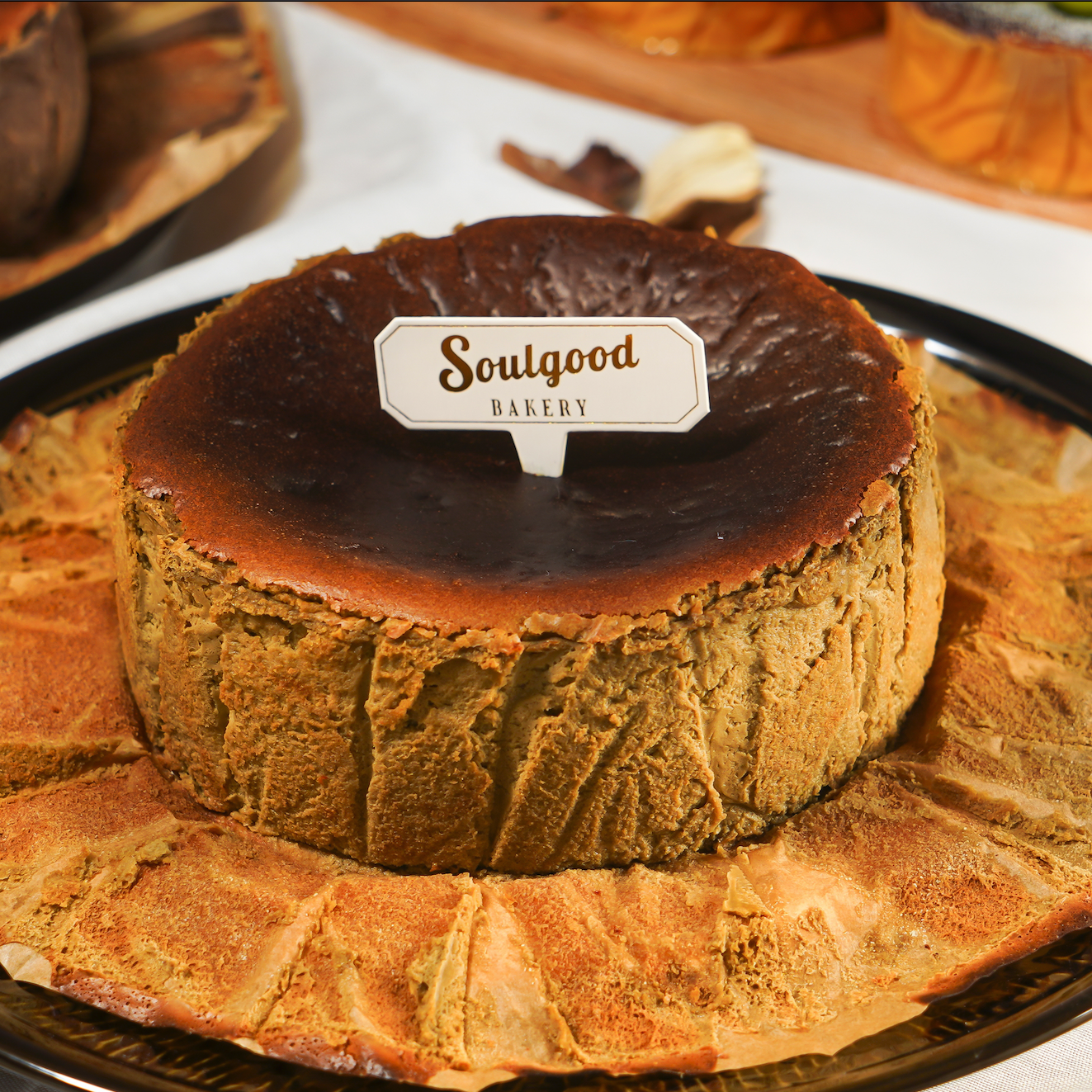 台灣鐵觀音迷你巴斯克芝士蛋糕 Taiwanese Iron Goddess Soul Baby Basque Burnt Cheesecake