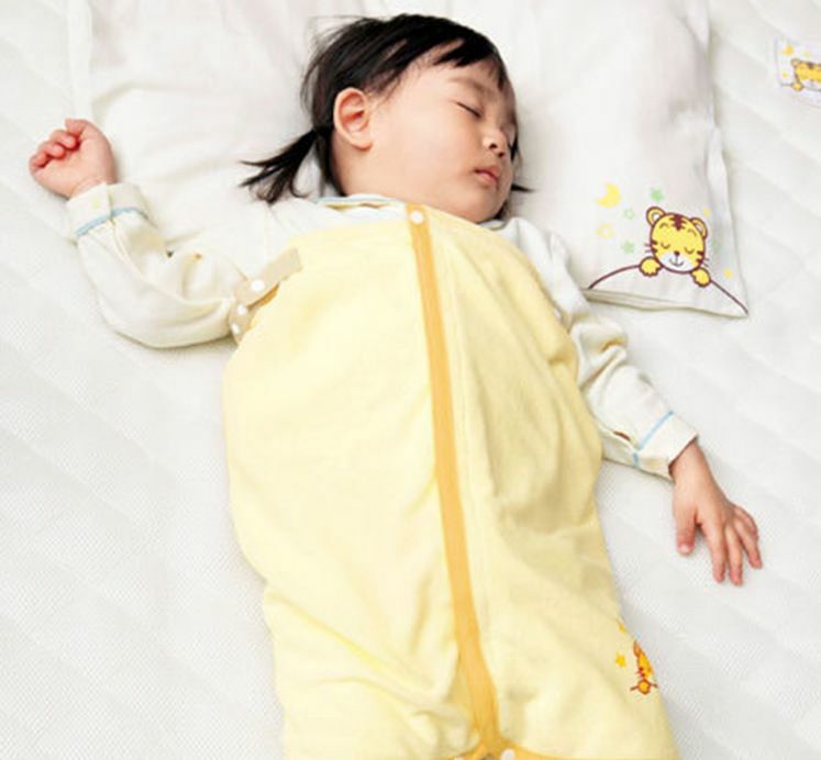 嬰兒隔尿睡袋