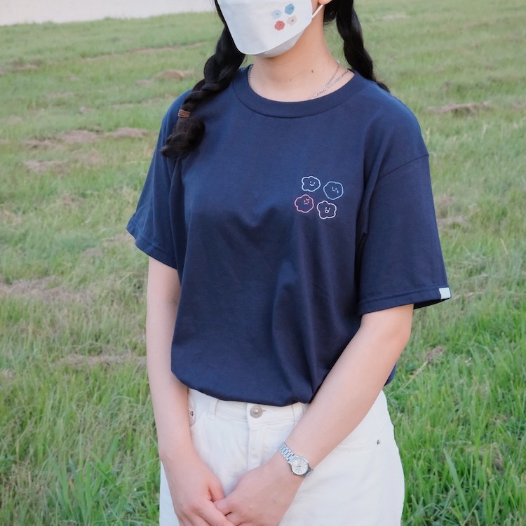 喜怒哀樂 刺繡衣服