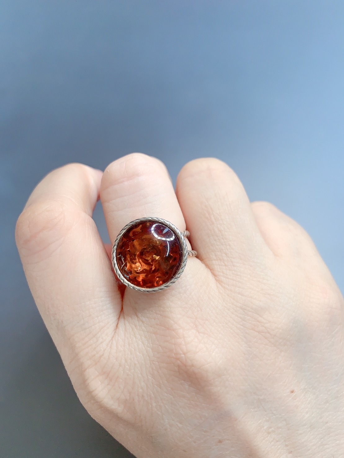 正圓黃金琥珀大銀戒