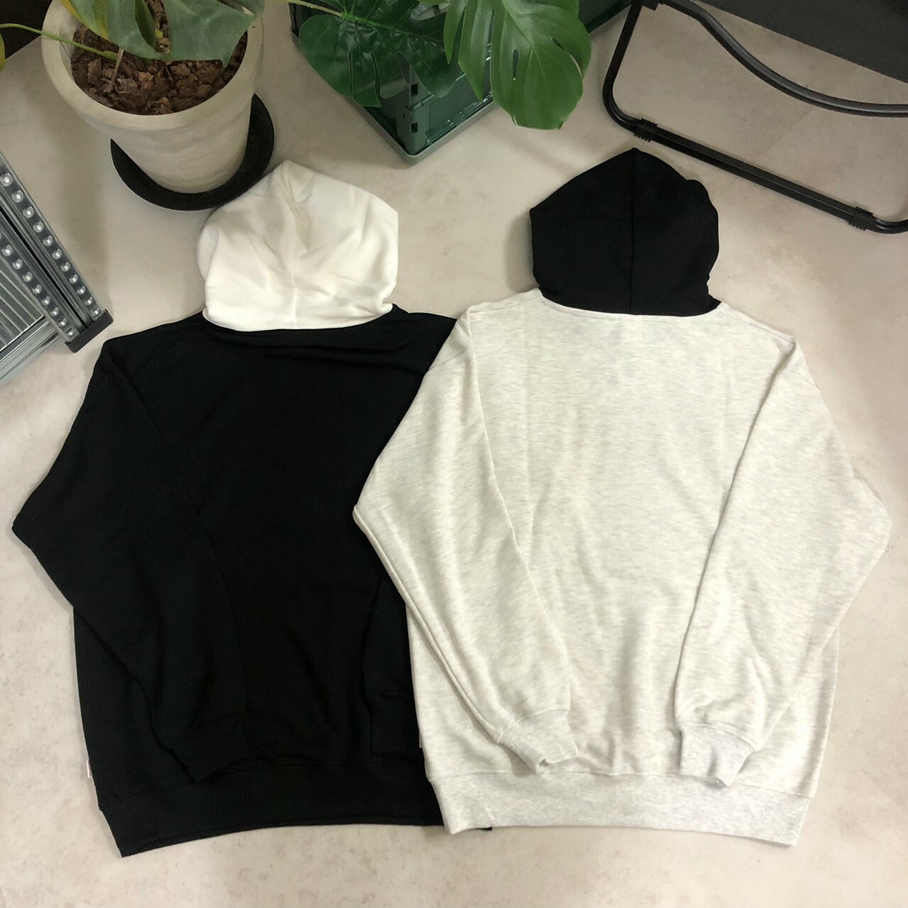 Red Cap Girl Big Silhouette 泡沫印花套頭連帽衫 23531