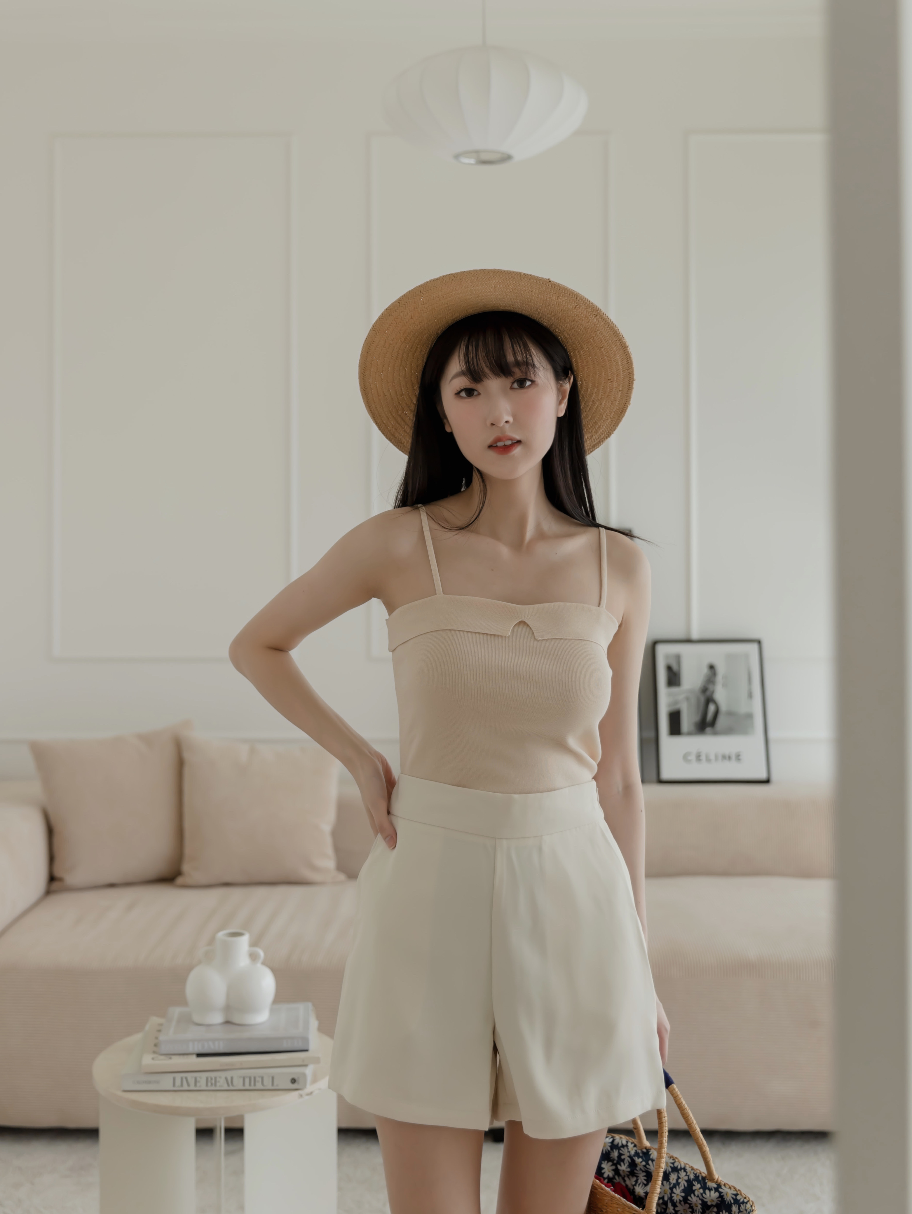 溫柔泰奶色針織背心