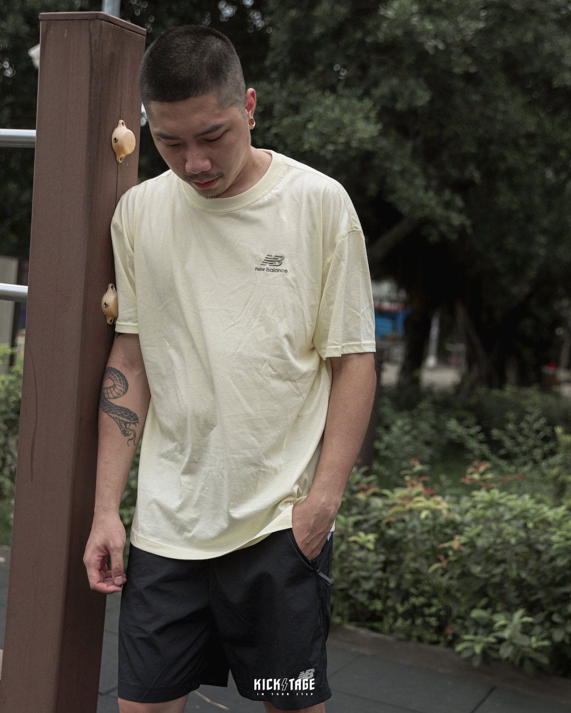 **特價商品售出不退換**男女款 NEW BALANCE Uni-ssentials Tee 六色 撞色 刺繡小LOGO 基本款 復古短T【UT21503】