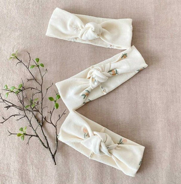 Dot to Dot 柔感親膚刺繡扭結彈力兒童髮帶