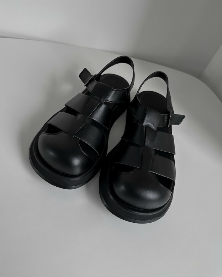 簡約角鬥士涼鞋