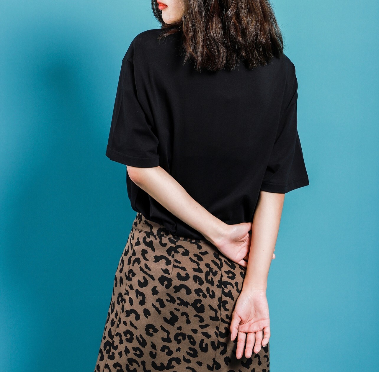 現貨 New Balance 口袋小logo 圓領短袖 上衣 短TEE 黑 JUN-