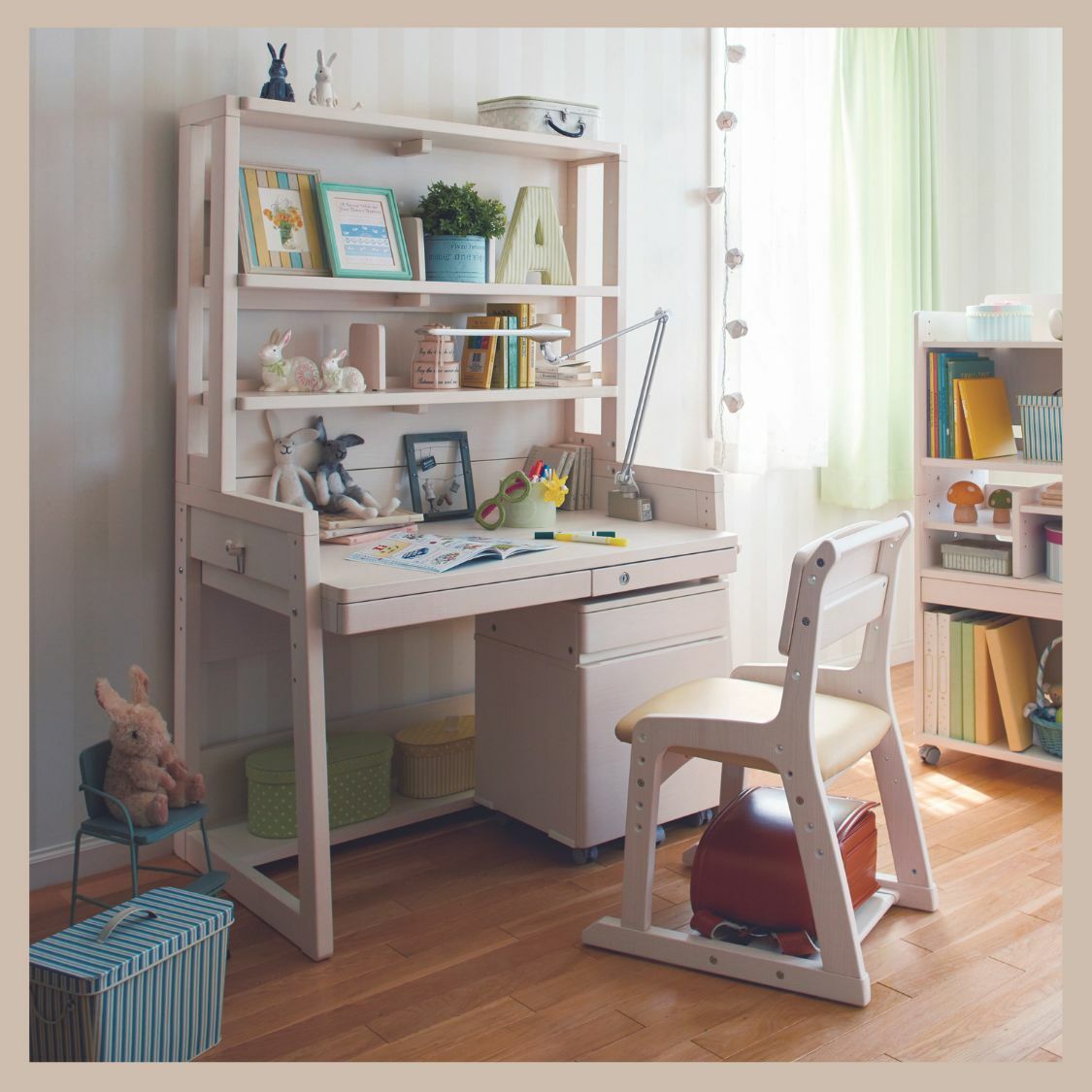 KOIZUMI Study Desk Set – Chakubarai Okamura