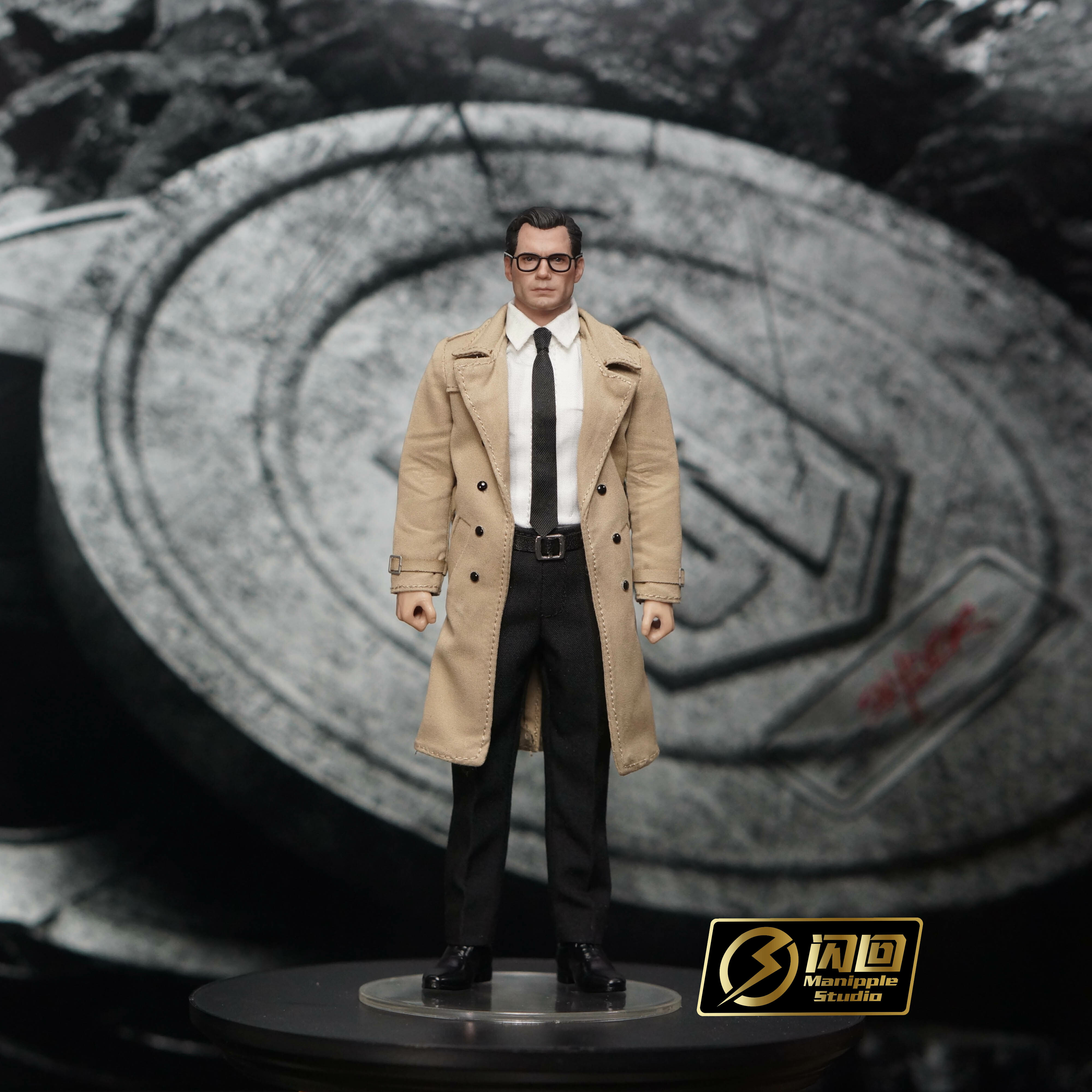 Manipple 1/12 Clark Journalist Suit (For MAFEX / SHF)