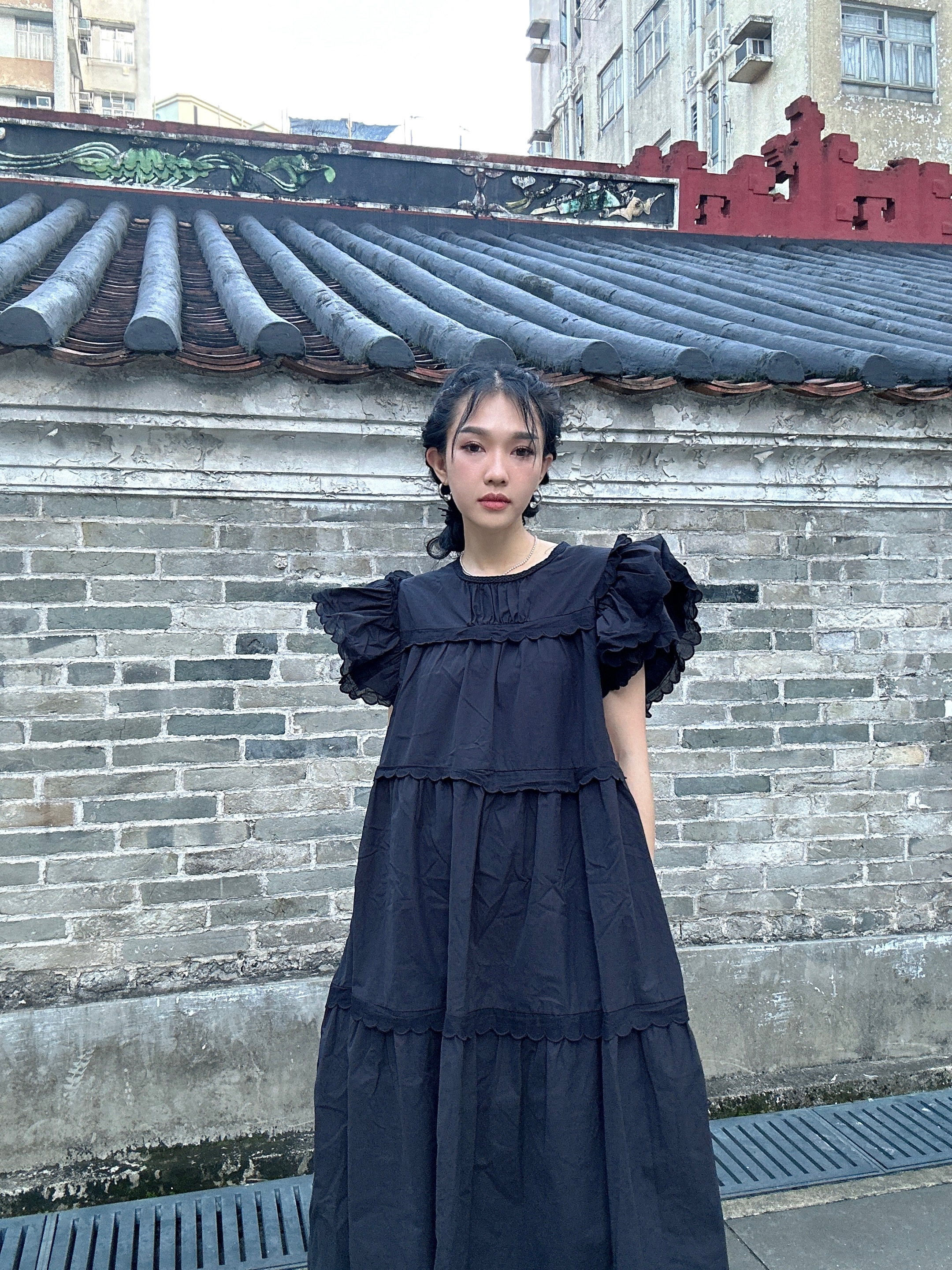 荷葉肩袖層層蛋糕連身裙 （現貨款式）