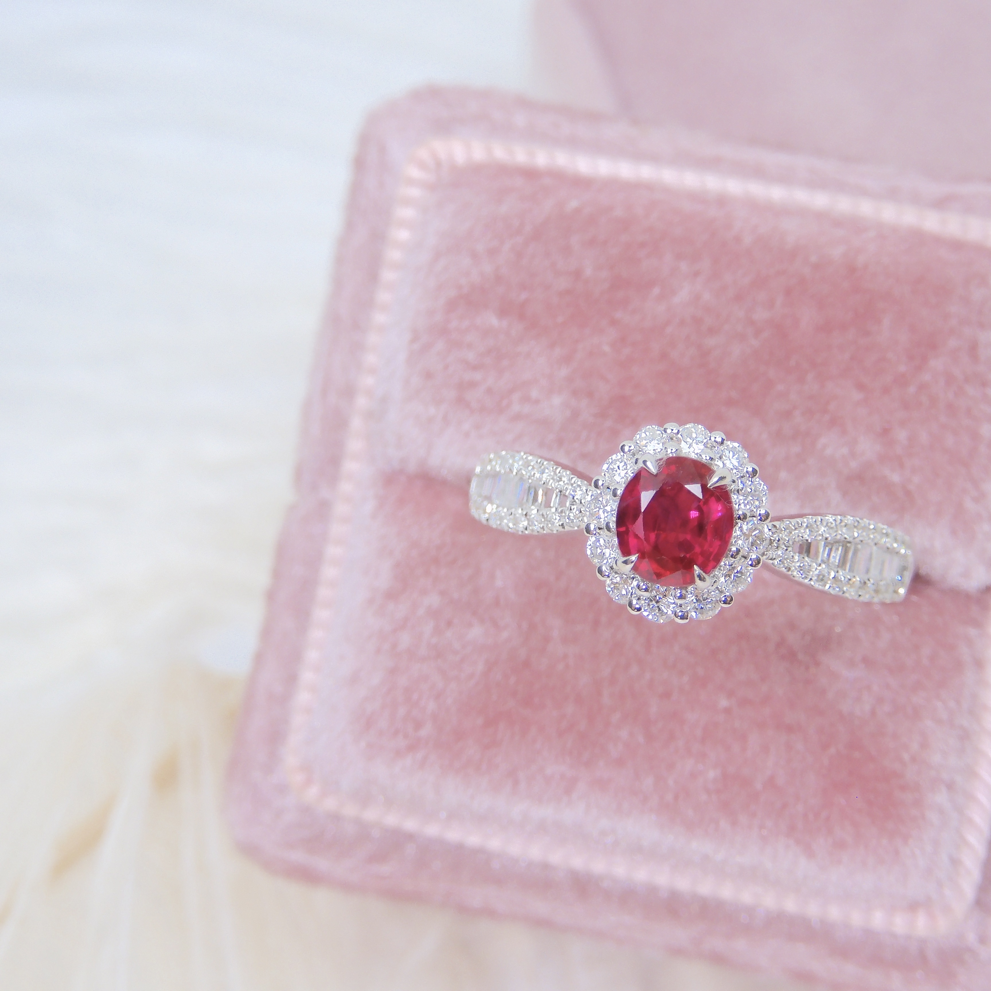 18K金 0.66ct 紅寶石戒指 (配國際證書)