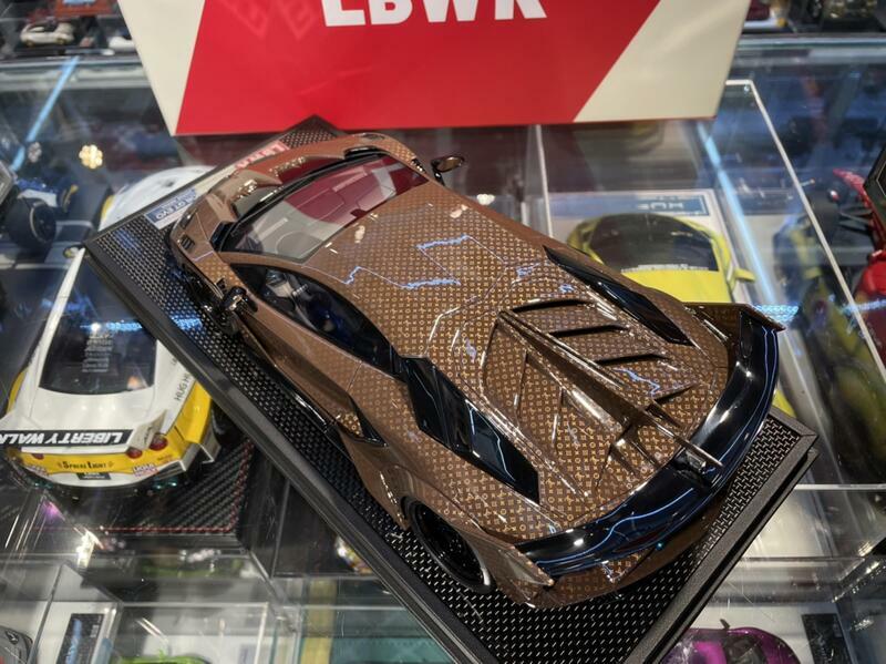 1/18 Timothy & Pierre Lamborghini Aventador 700GT EVO Liberty Walk Black LV