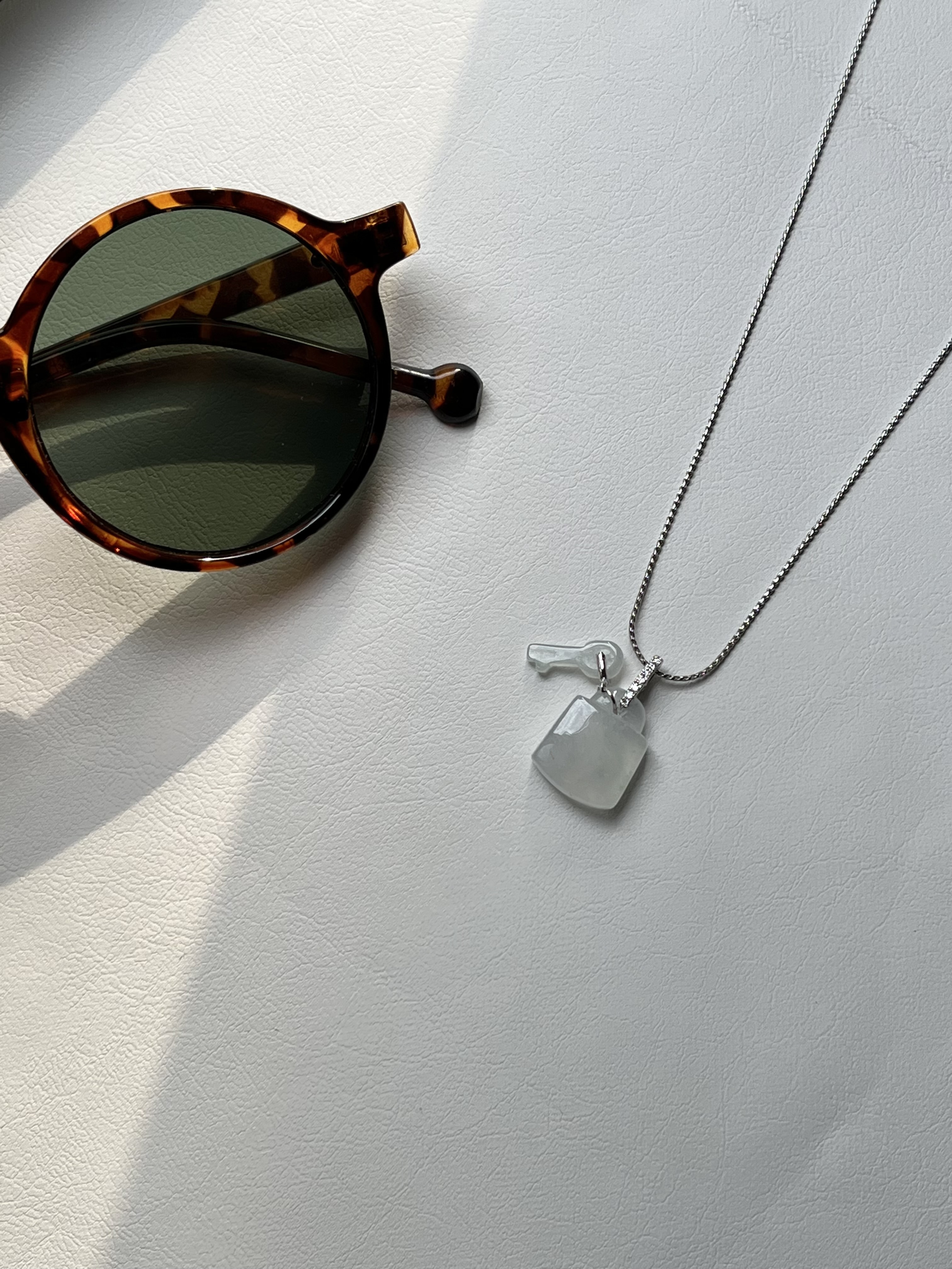 冰白鎖頭鉑金包18K