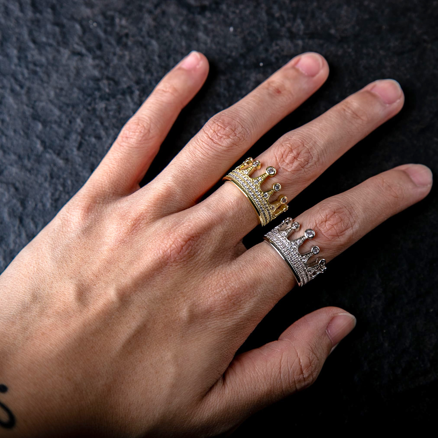 滿鑲皇冠造型戒指