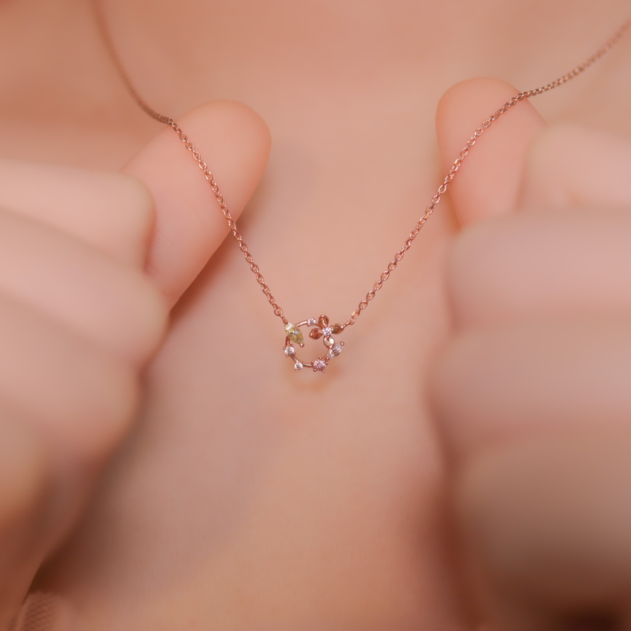 | 925純銀・厚鍍白金・ 厚鍍玫瑰金 | 繽紛花簇項鍊 (銀/玫瑰金) | NE0558 |