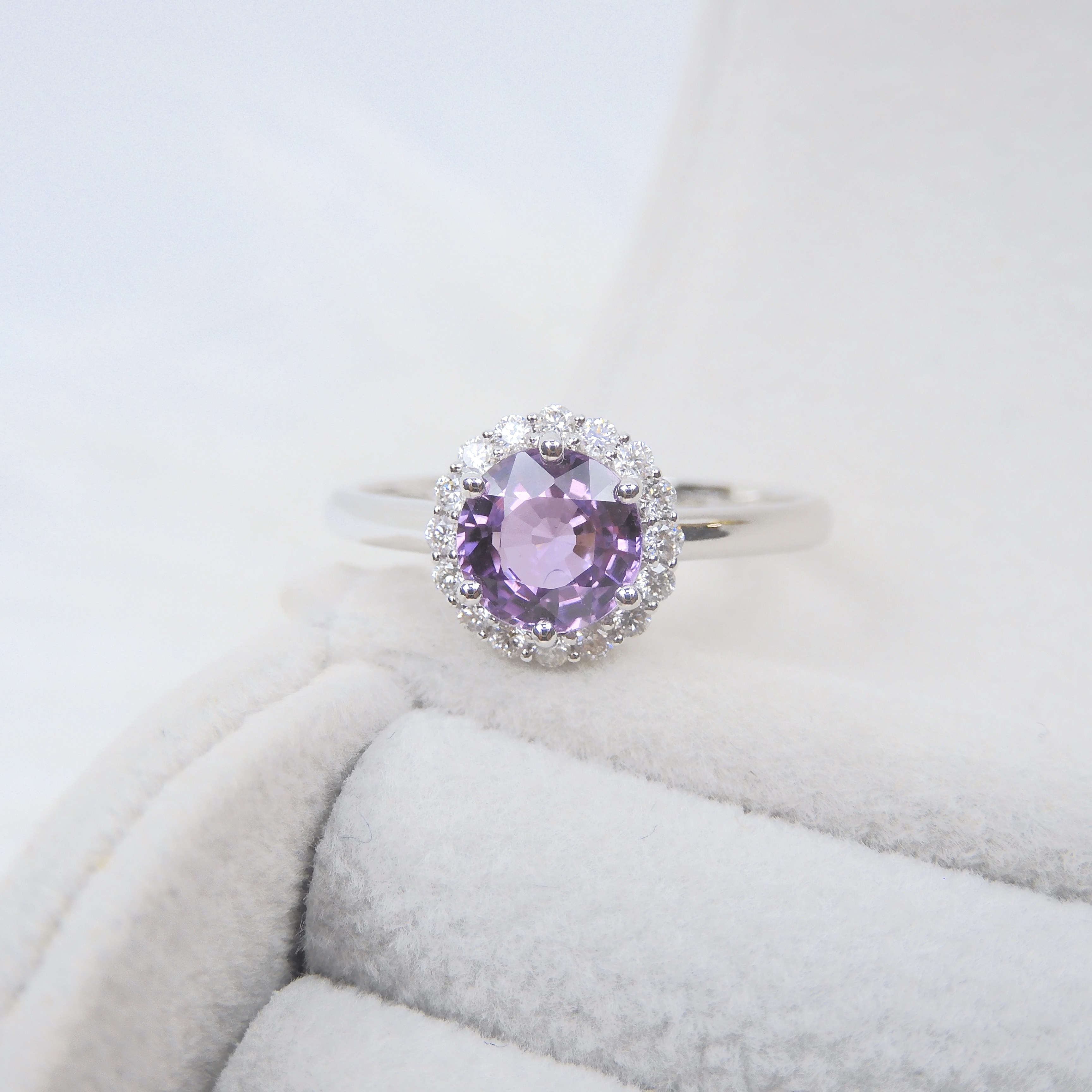 18K金 1.14ct 紫色藍寶石戒指 (配國際證書)