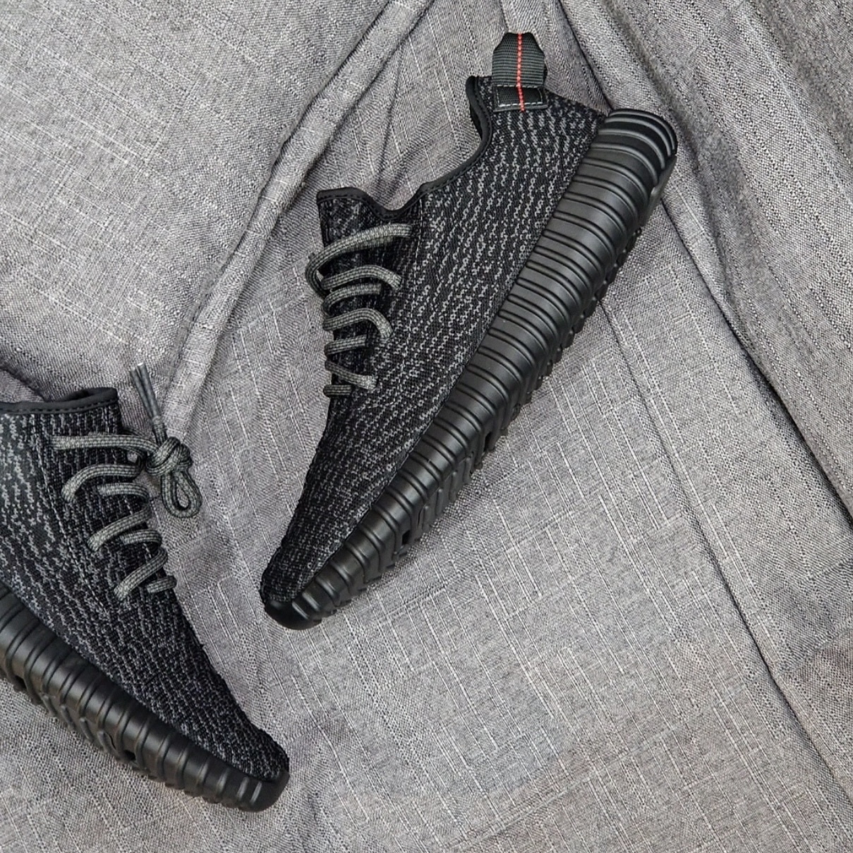 YEEZY BOOST 350 PIRATE BLACK PB 黑武士(2023版本) / BB5350