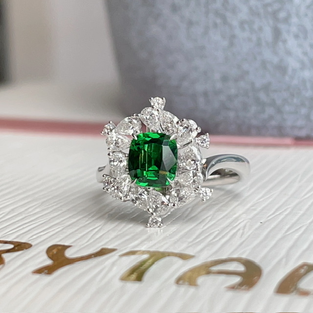 18K金沙弗萊石鑽石戒指/吊墜- 兩用款 (帶GUILD證書) - Kijani Green