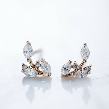 18K Leaf Diamond Earring (Small)